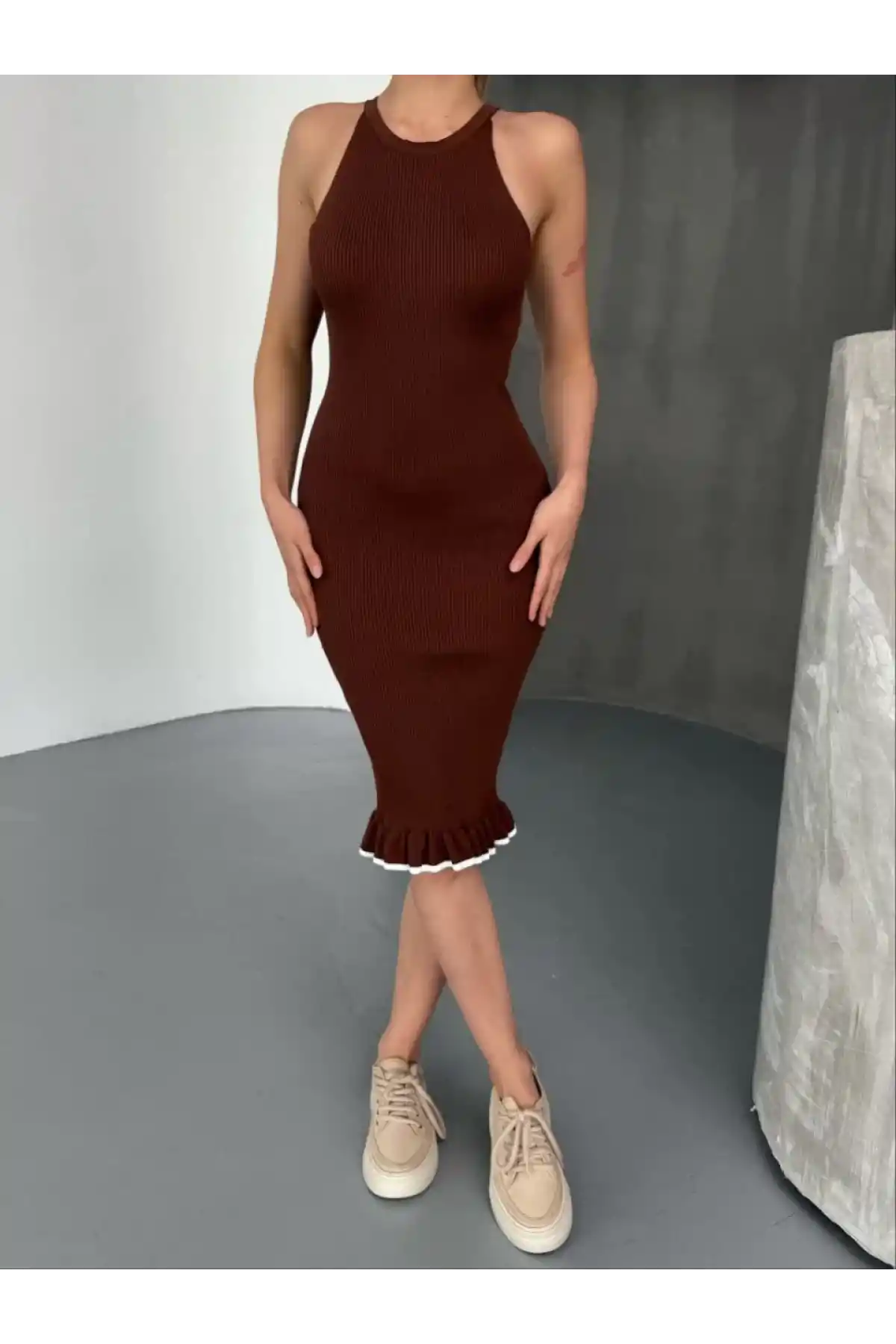 Fırfır Detaylı Triko Elbise- Kahverengi