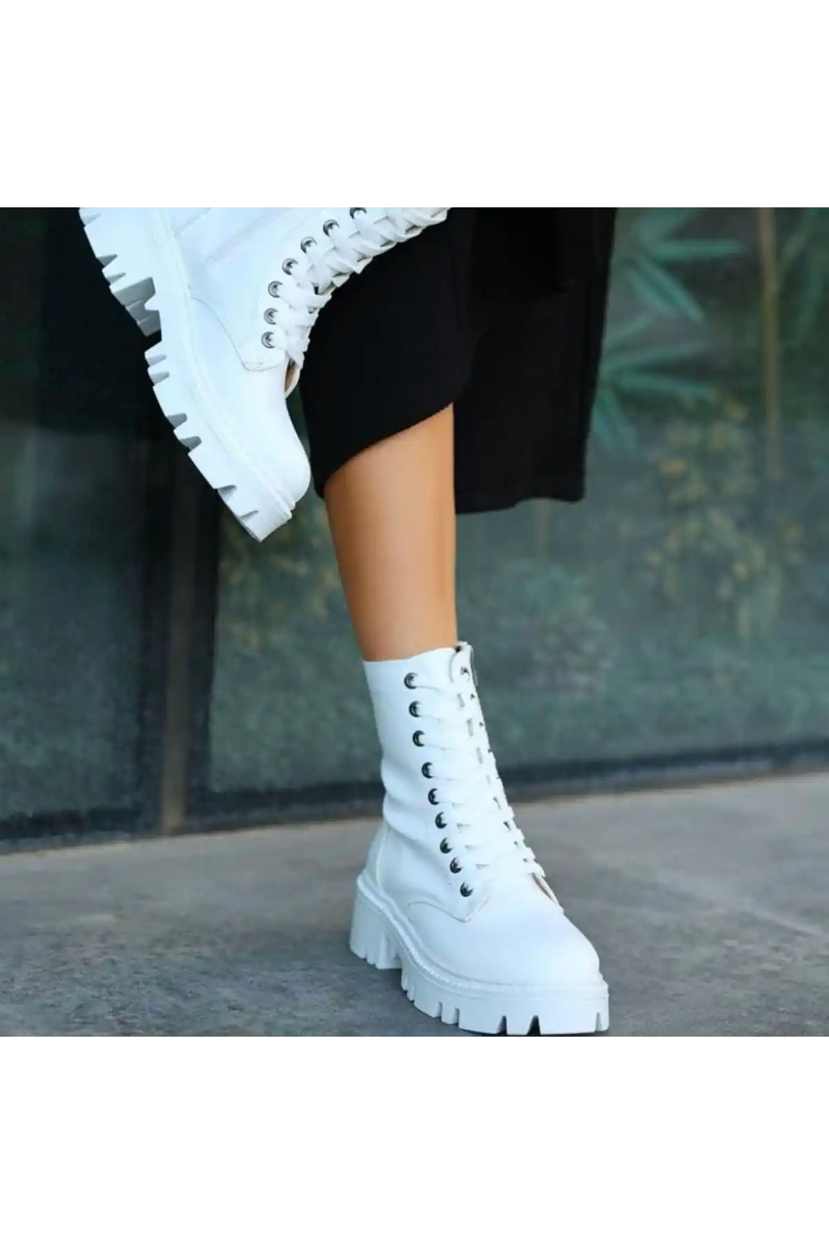 Flona Beyaz Cilt Bağcıklı Bot - GC