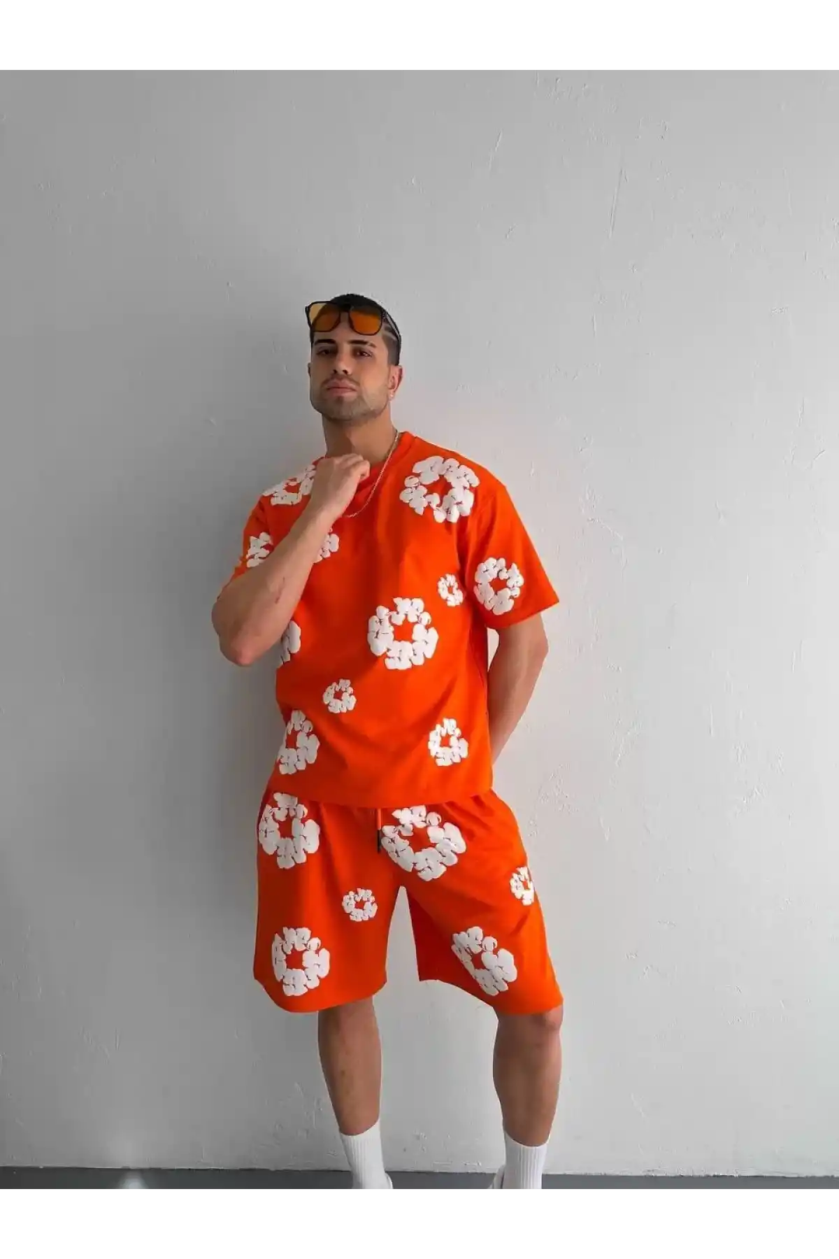 İki İplik Kumaş Baskılı T-shirt Şortlu Takım- Turuncu