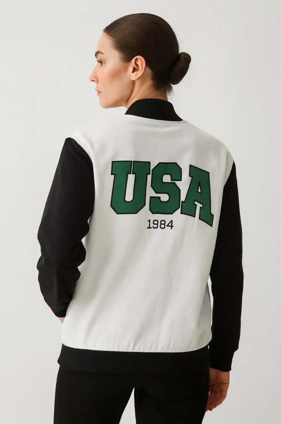 İki İplik Nakış İşlemeli Kolej ceket - Beyaz