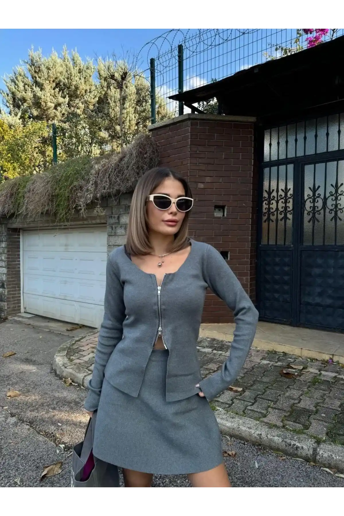 İkili Fermuarlı Hırkalı Etekli Takım - Füme