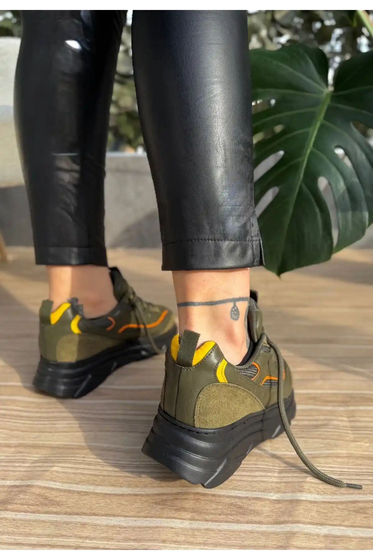 Imkea Yeşil Süet Turuncu Detaylı Spor Ayakkabı - GC