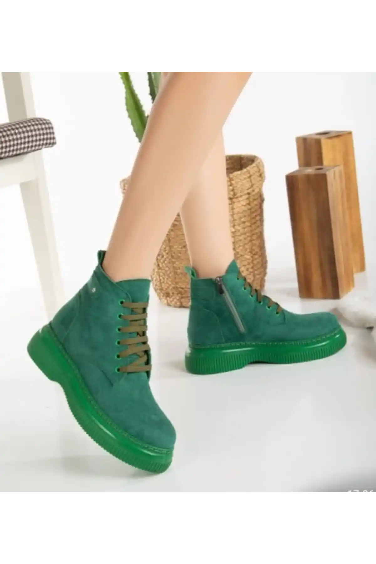 Jiwa Yeşil Süet Bağcıklı Bot - GC