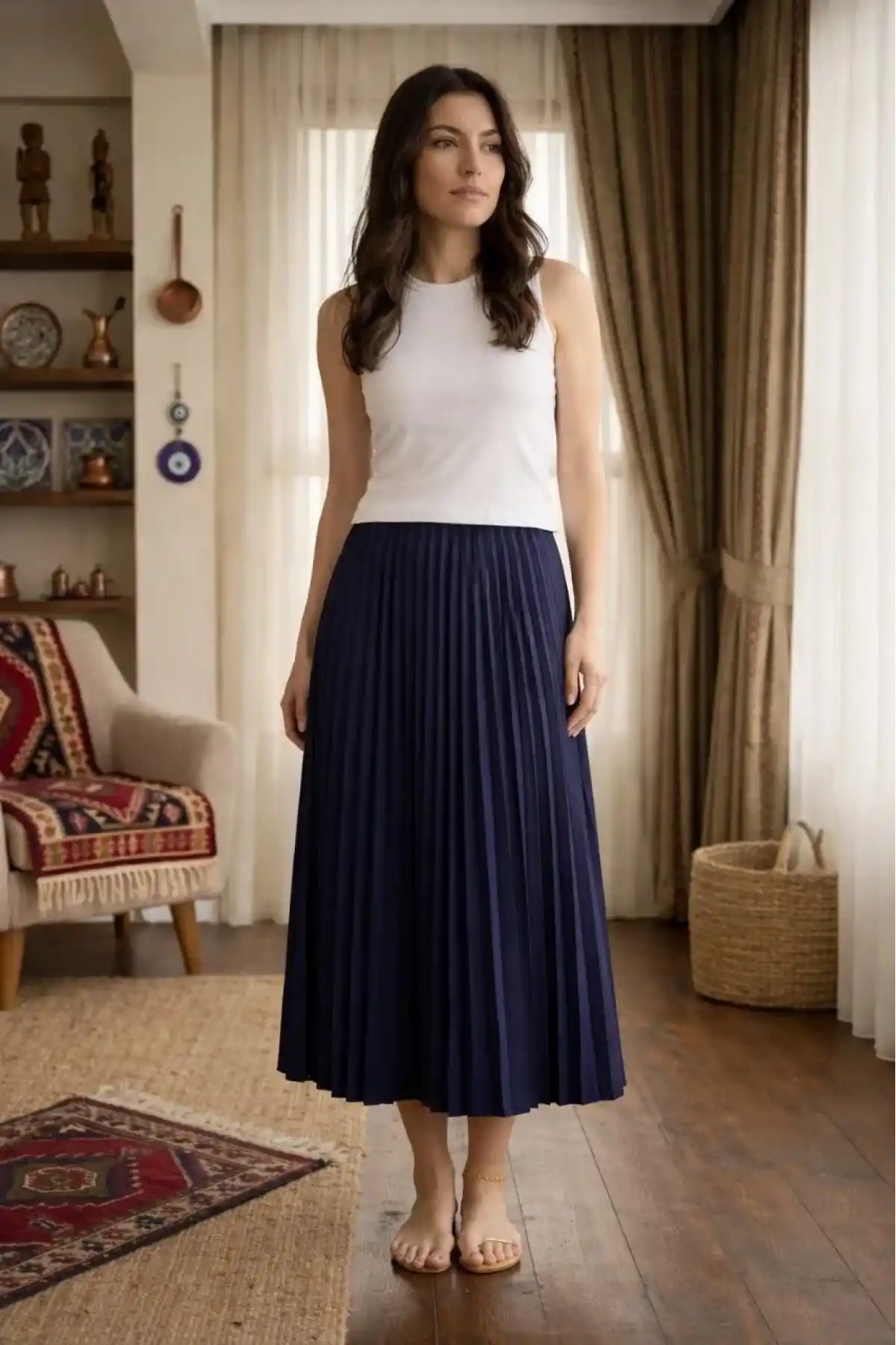 Kadın 90 Cm Saten Kumaş Pliseli Midi Etek Şık ve Zarif Tasarım - Lacivert