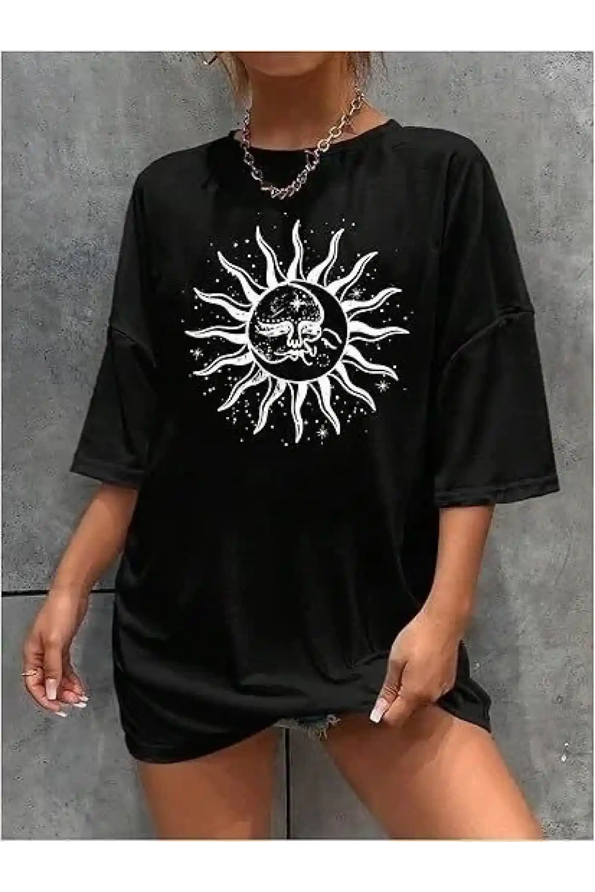 Kadın Bisiklet Yaka Baskılı T-shirt - Siyah