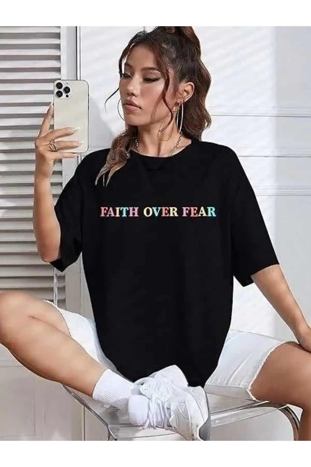 Kadın Bisiklet Yaka Baskılı T-shirt - Siyah