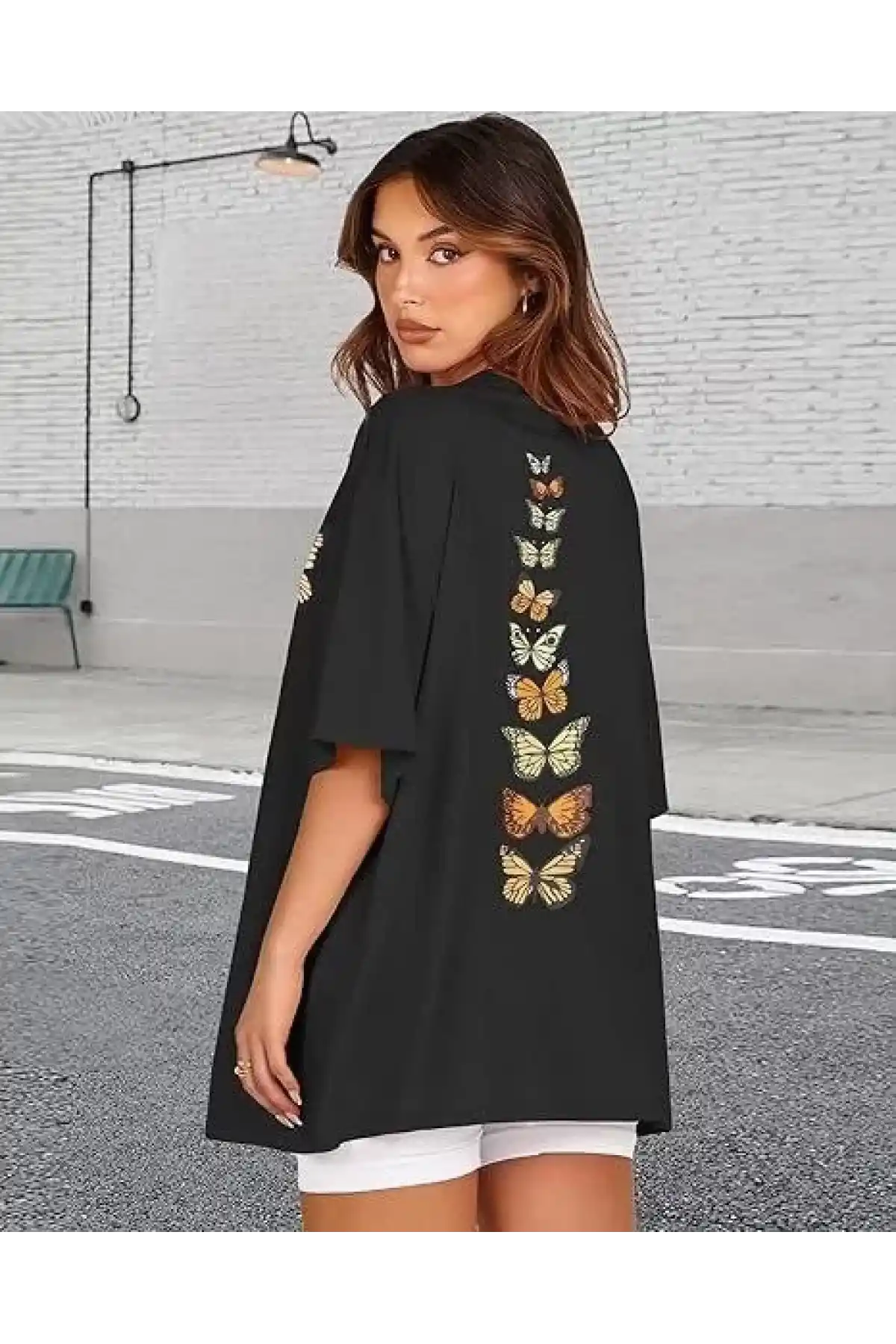 Kadın Bisiklet Yaka Baskılı T-shirt - Siyah