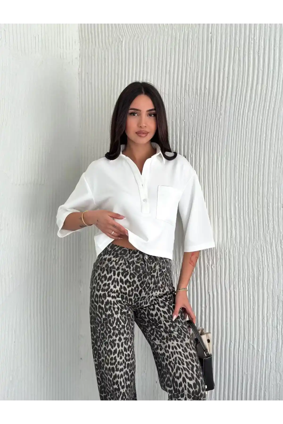 Z Krep Kadın Crop Yakalı Gömlek İlik Düğmeli Üç Çeyrek Sleeve Kol - Beyaz