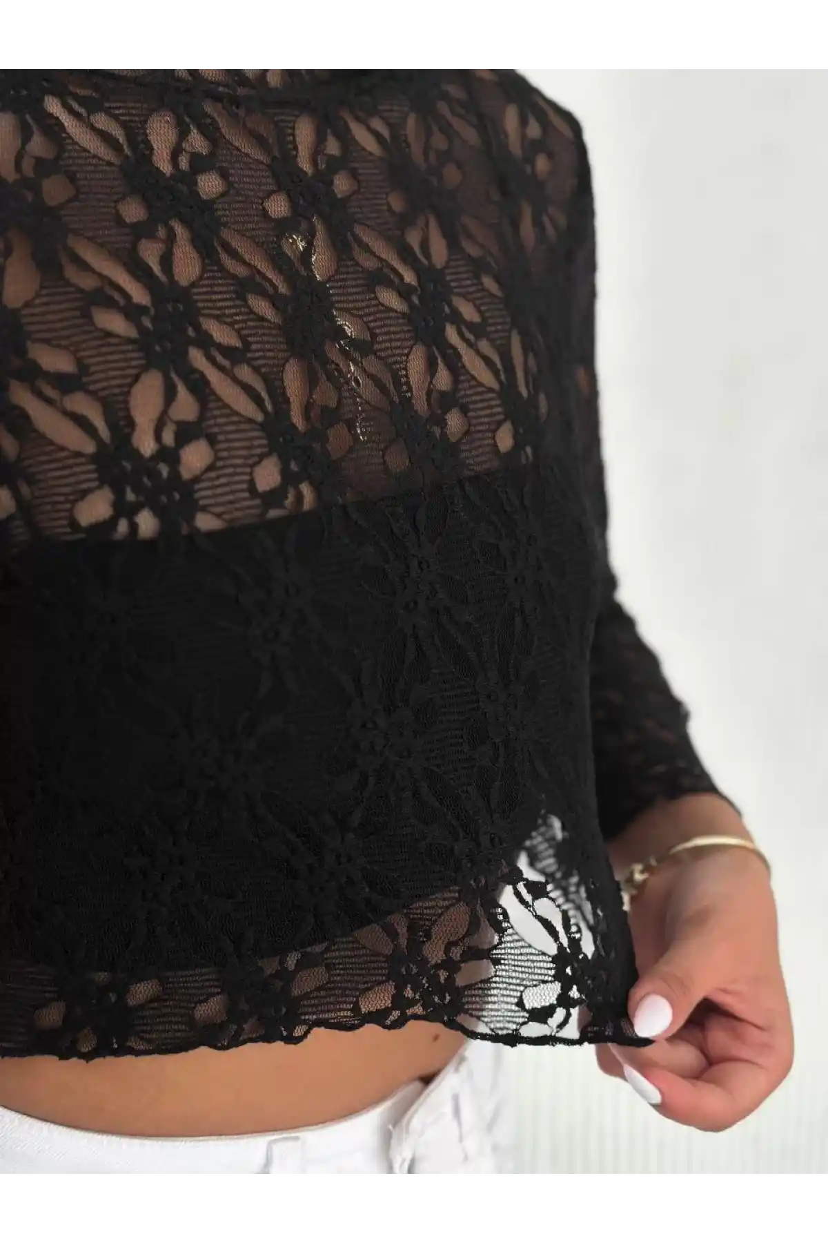 Kadın Dantel Uzun Kol Bluz- Siyah