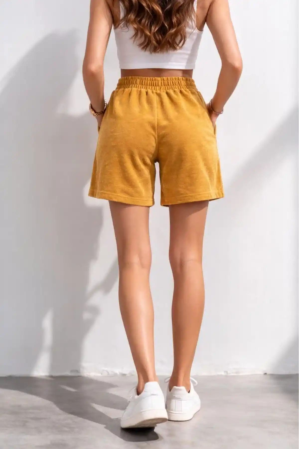 Kadın Dokuma otoban Şort Beli Lastikli Bağcıklı Cepli Kesim Şort - Hardal