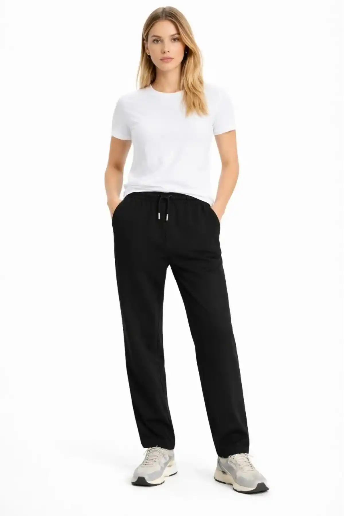 Kadın Düz Paça Beli Lastikli İpli Günlük Spor Eşofman Altı Rahat Fit - Siyah