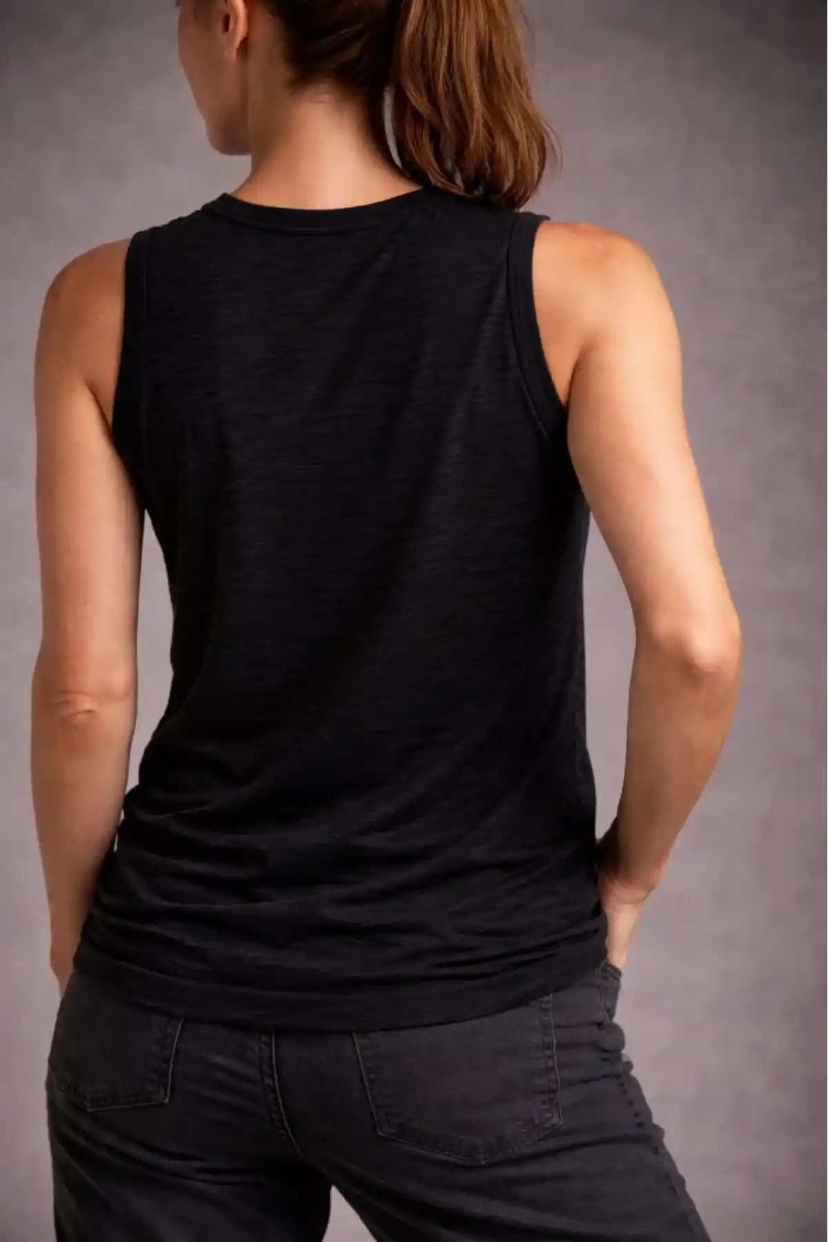 Kadın Flamlı Kumaş Sıfır Kolsuz Atlet Basic Spor Üst, Günlük ve Fitness Kullanımına Uygun - Siyah