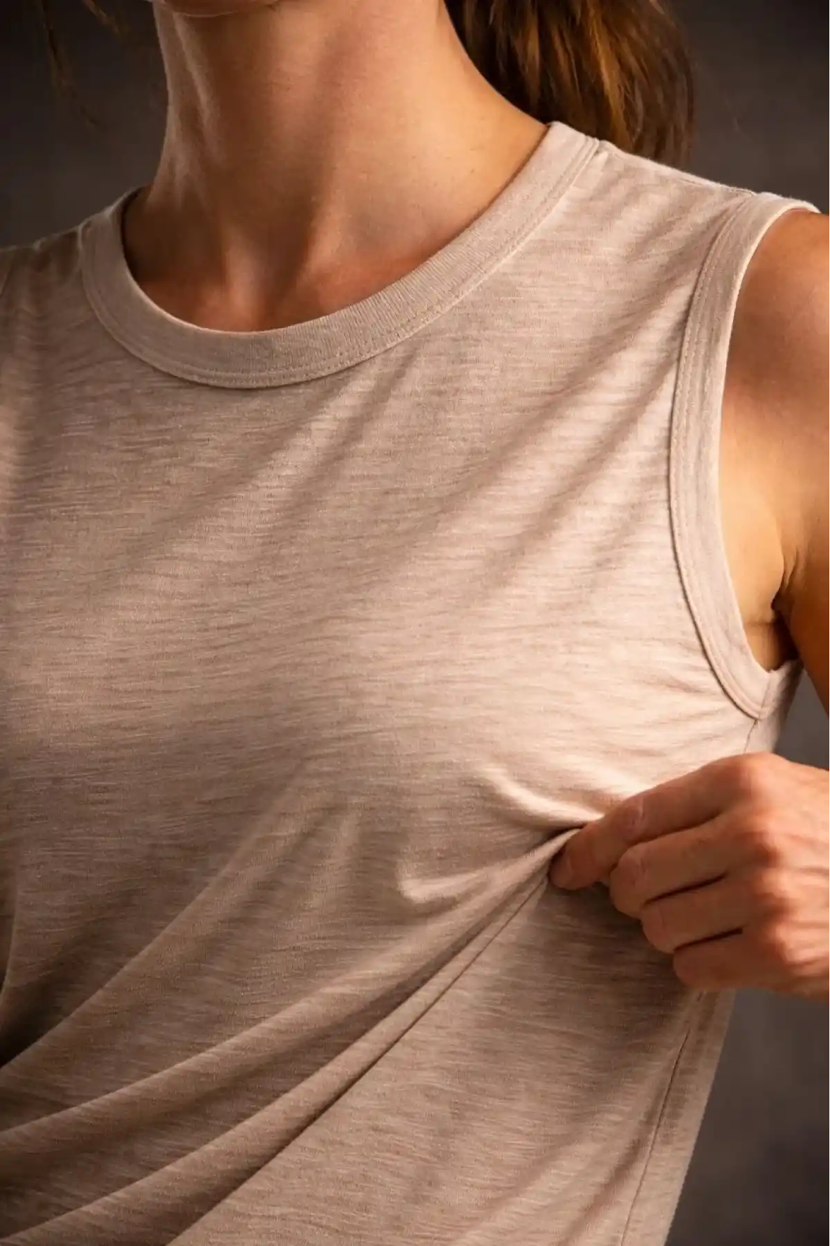 Kadın Flamlı Kumaş Sıfır Kolsuz Atlet Basic Spor Üst, Günlük ve Fitness Kullanımına Uygun - Taş