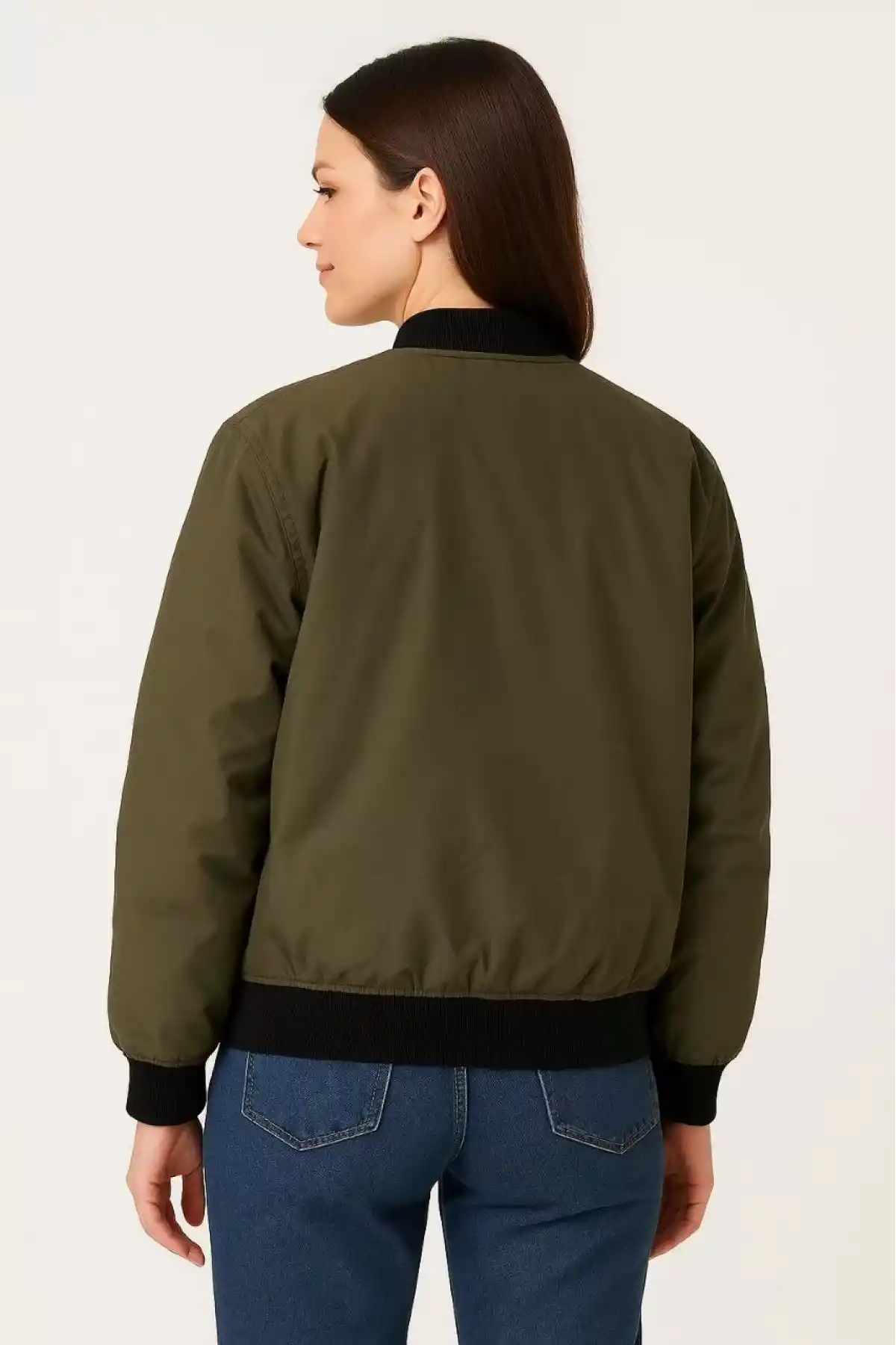 Kadın Bomber Mont Ceket – Fermuarlı, Kapitone İçi Astarlı, Su İtici Kumaş, Regular Fit, Yandan Cepli, Günlük Bahar & Kış Şık Rahat Stil - Haki