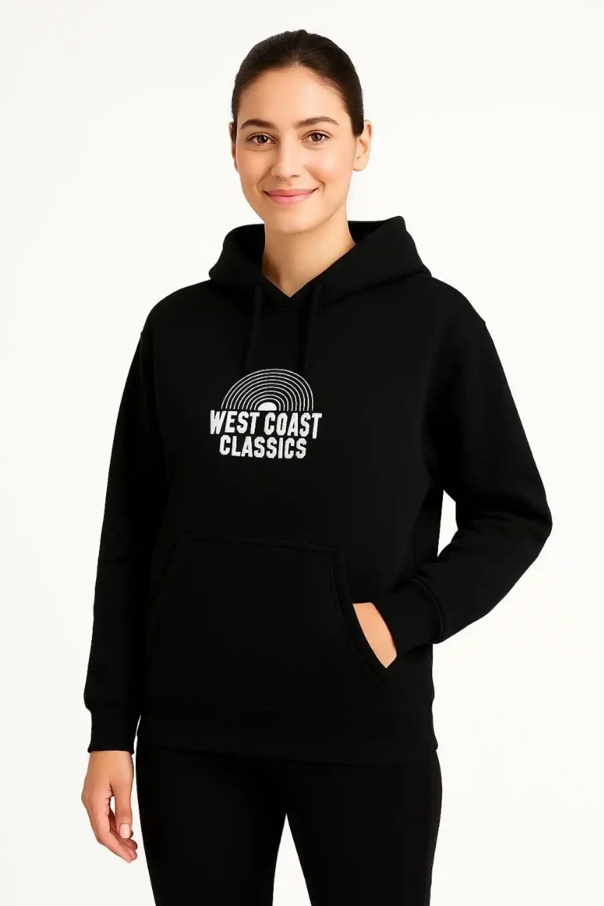 Kadın Kapşonlu Sweatshirt – Oversize Üç İplik Şardonlu Hoodie, “West Coast Classics” Ön & Arka Baskılı, Kanguru Cepli Kışlık Günlük Stil - Siyah