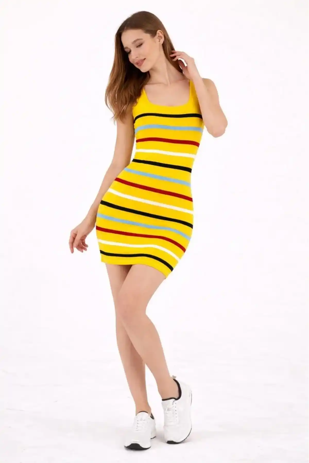 Kadın Kare Yaka Midi Boy Likralı Polelit Elbise - Sarı