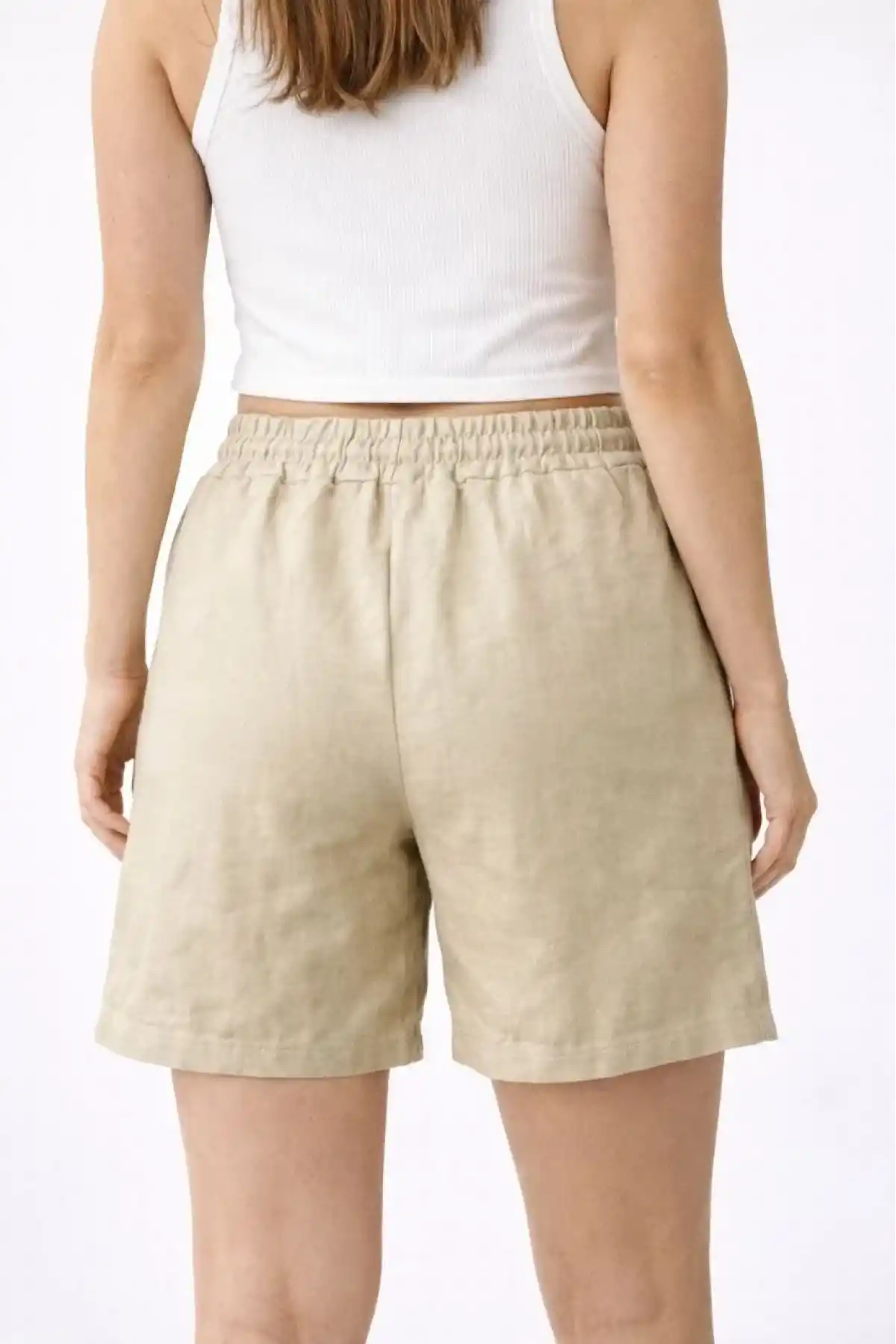 Kadın Keten Kumaş Cepli Rahat Kesim Bel Lastikli Şort - Bej