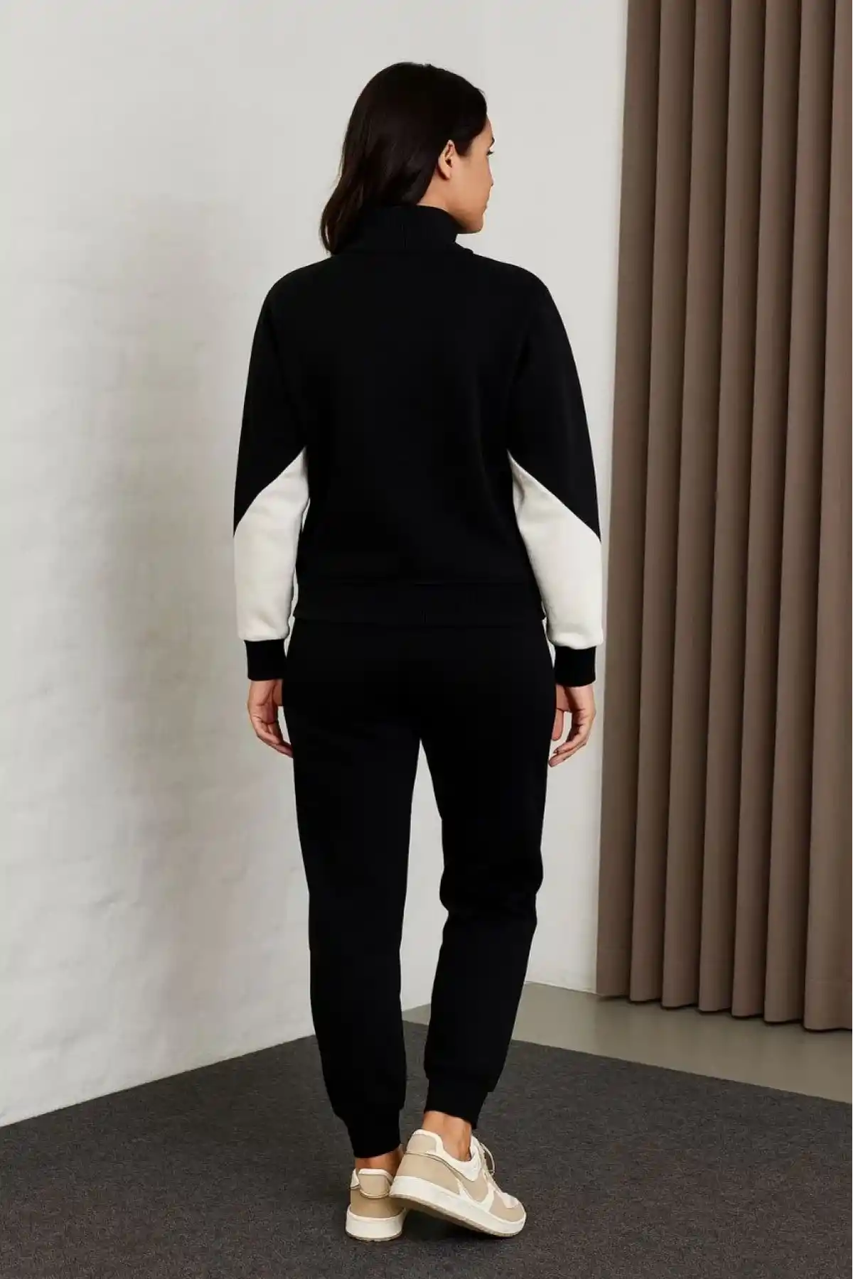 Kadın Premium Parçalı Eşofman Takım - Dik Yaka Fermuarlı Sweatshirt - Siyah