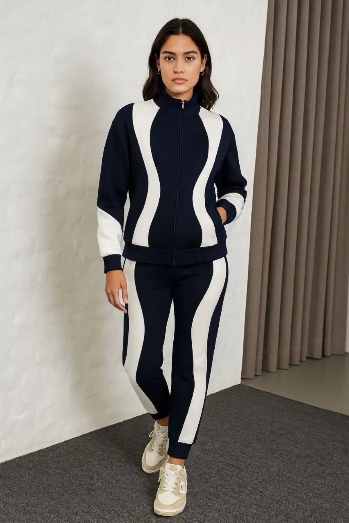 Kadın Premium Parçalı Eşofman Takım - Dik Yaka Fermuarlı Sweatshirt - Siyah