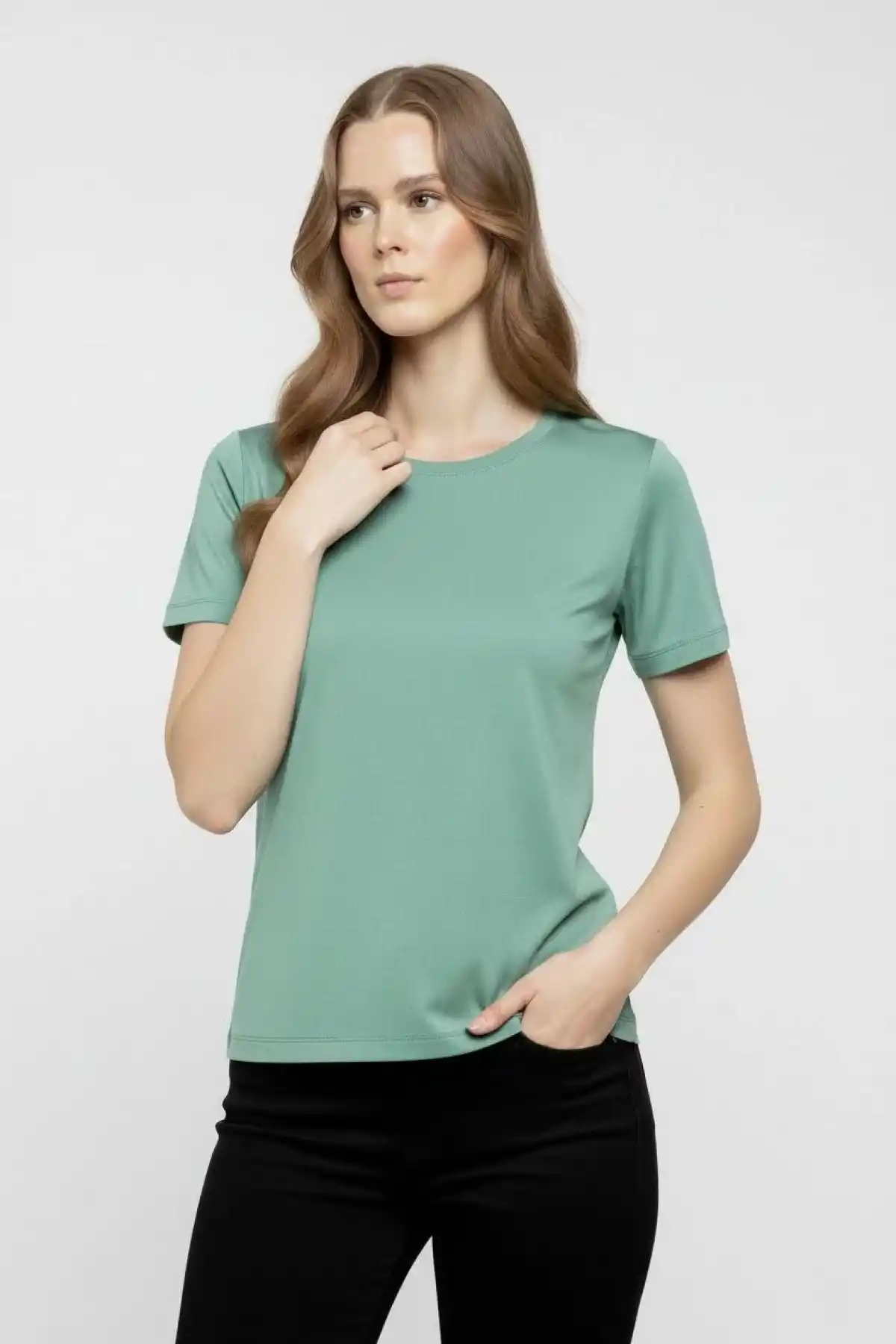 Kadın T-Shirt Bisiklet Yaka Slim Fit Likralı Tişört Günlük Basic Body - Mint Yeşili