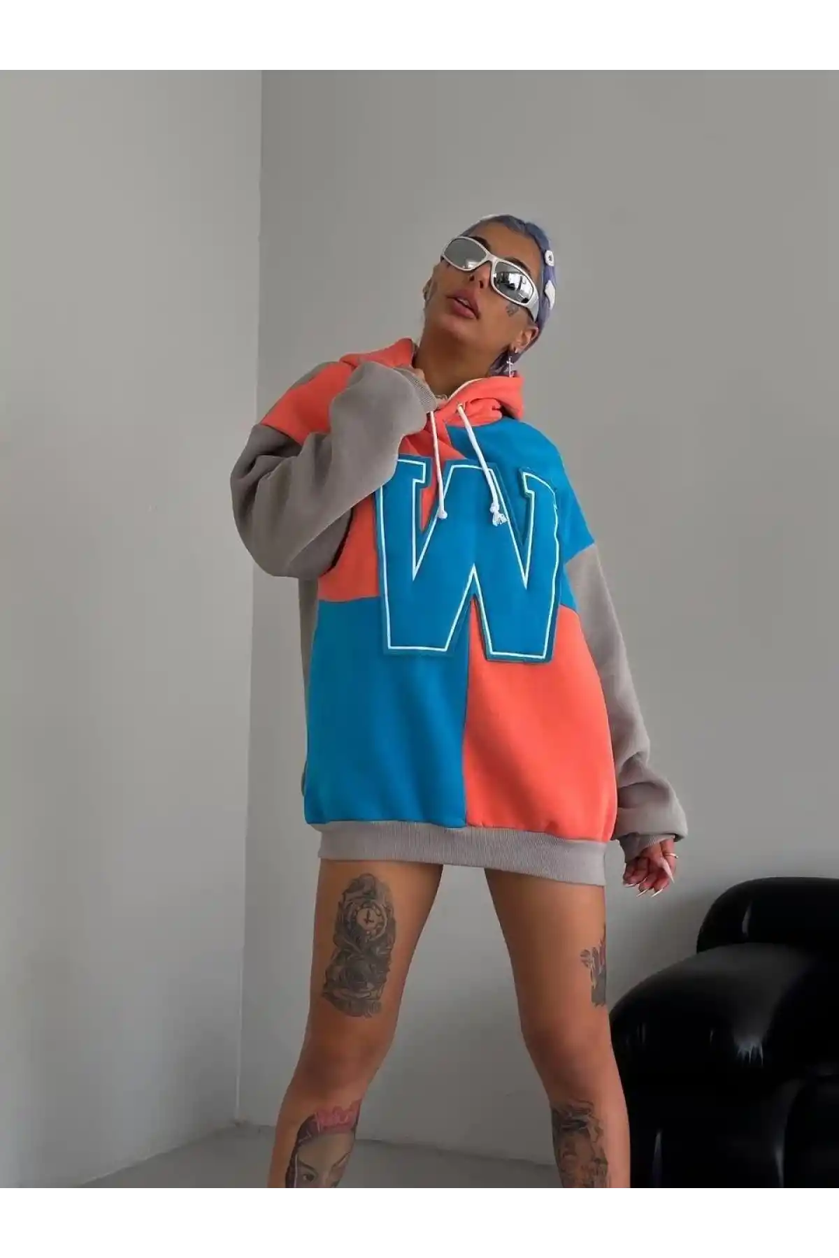 Kadın W Nakış İşlemeli Kapüşonlu Sweatshirt - Mavi