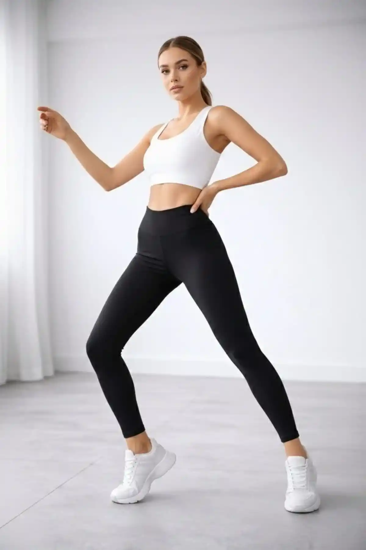Kadın Yüksek Bel Toparlayıcı Likralı Düz Sporcu Tayt - Siyah