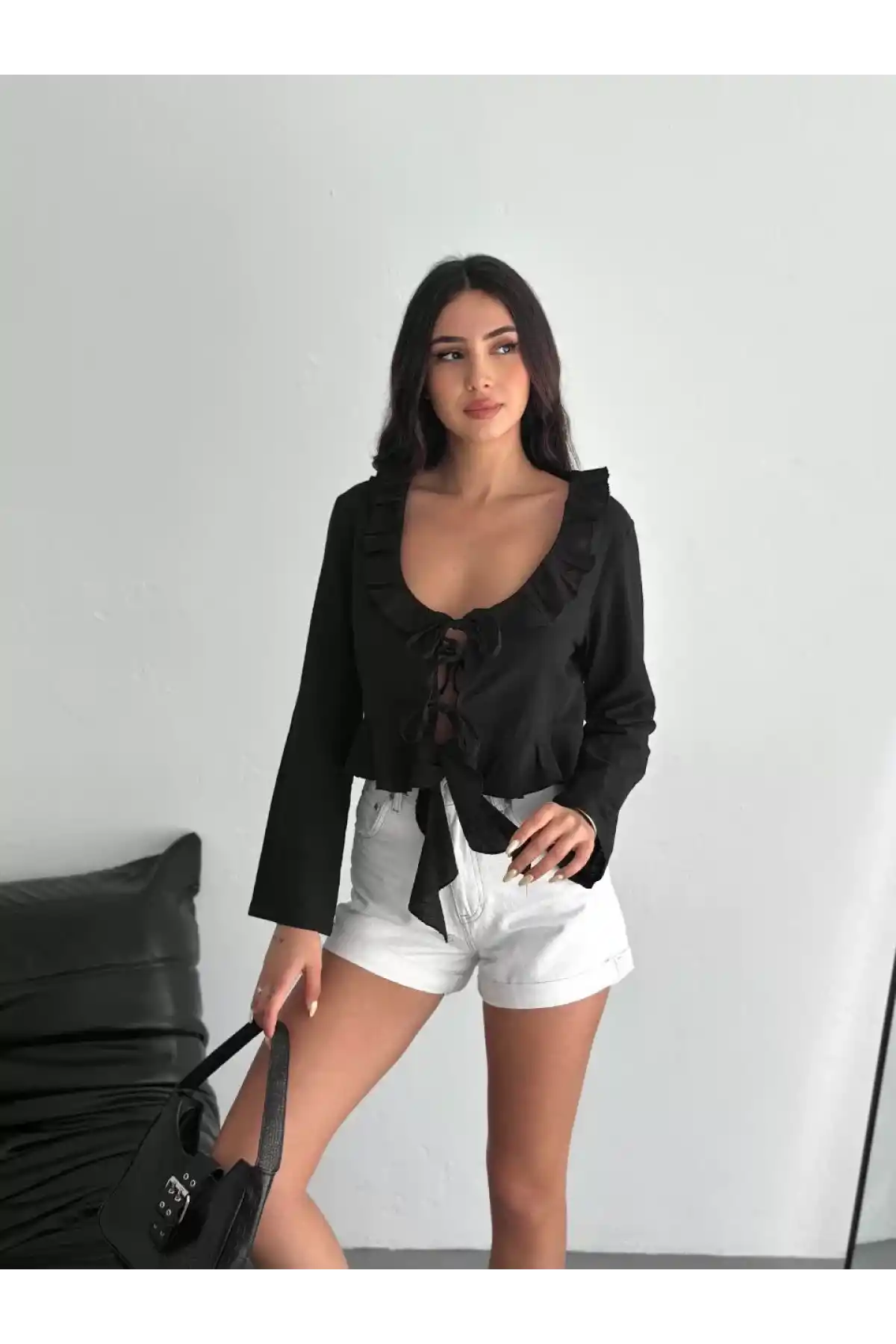 Keten Uzun Kol Bağacık Detaylı Bluz - Siyah