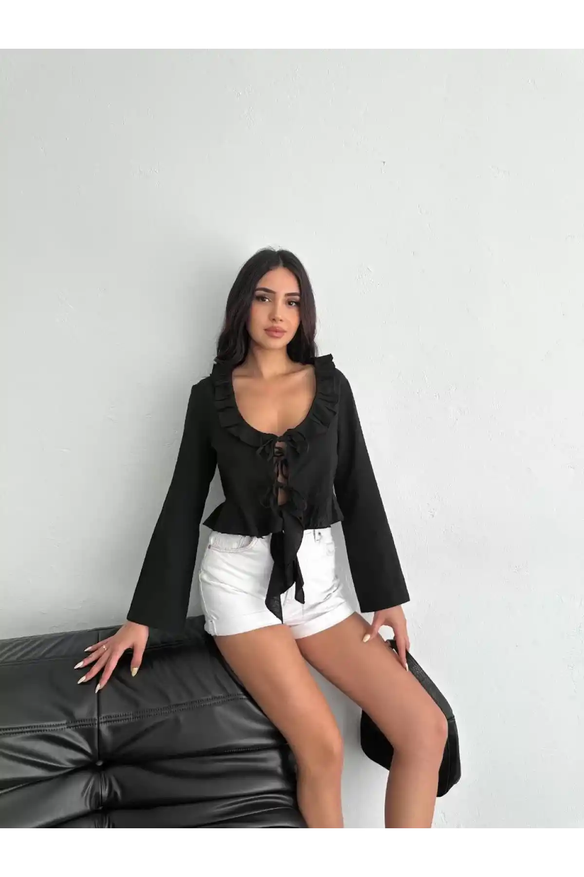 Keten Uzun Kol Bağacık Detaylı Bluz - Siyah