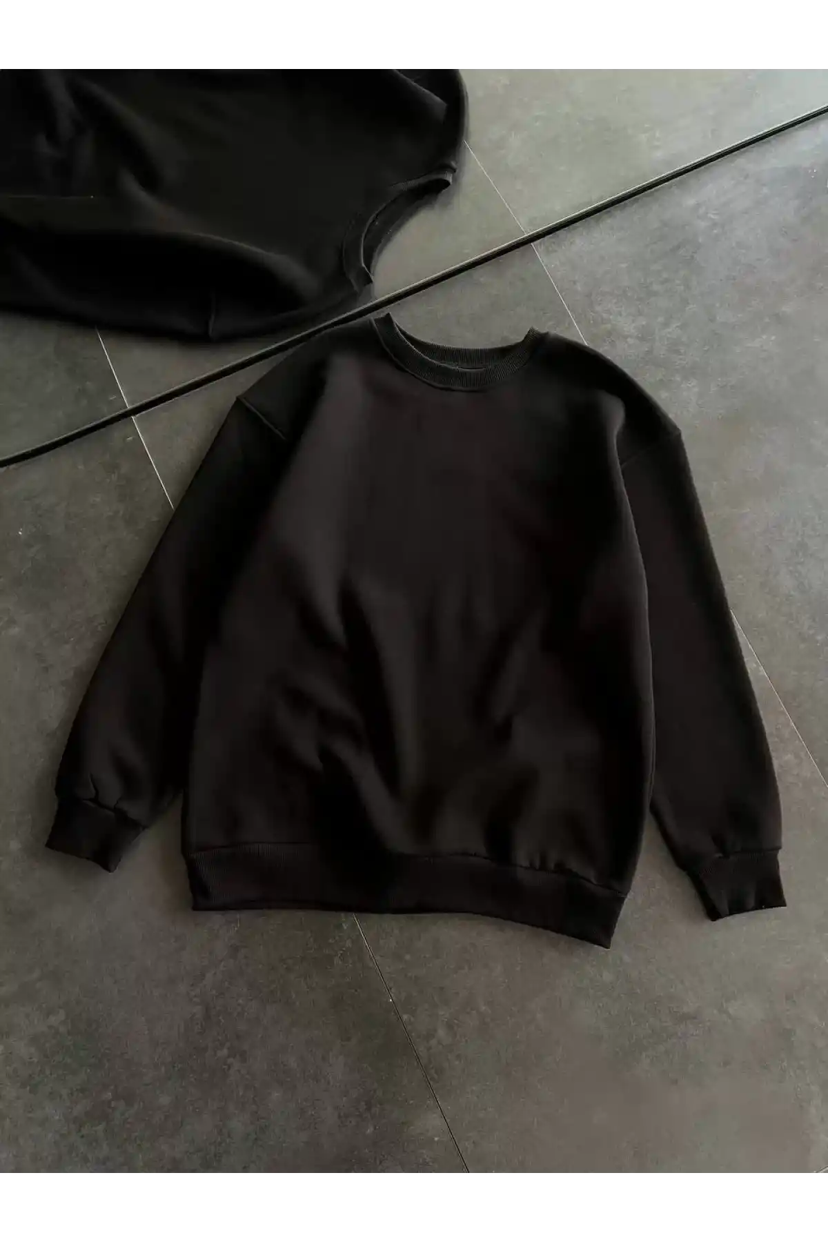 Kışlık Bisiklet Yaka Üç İplik Basic SweatShirt - Siyah