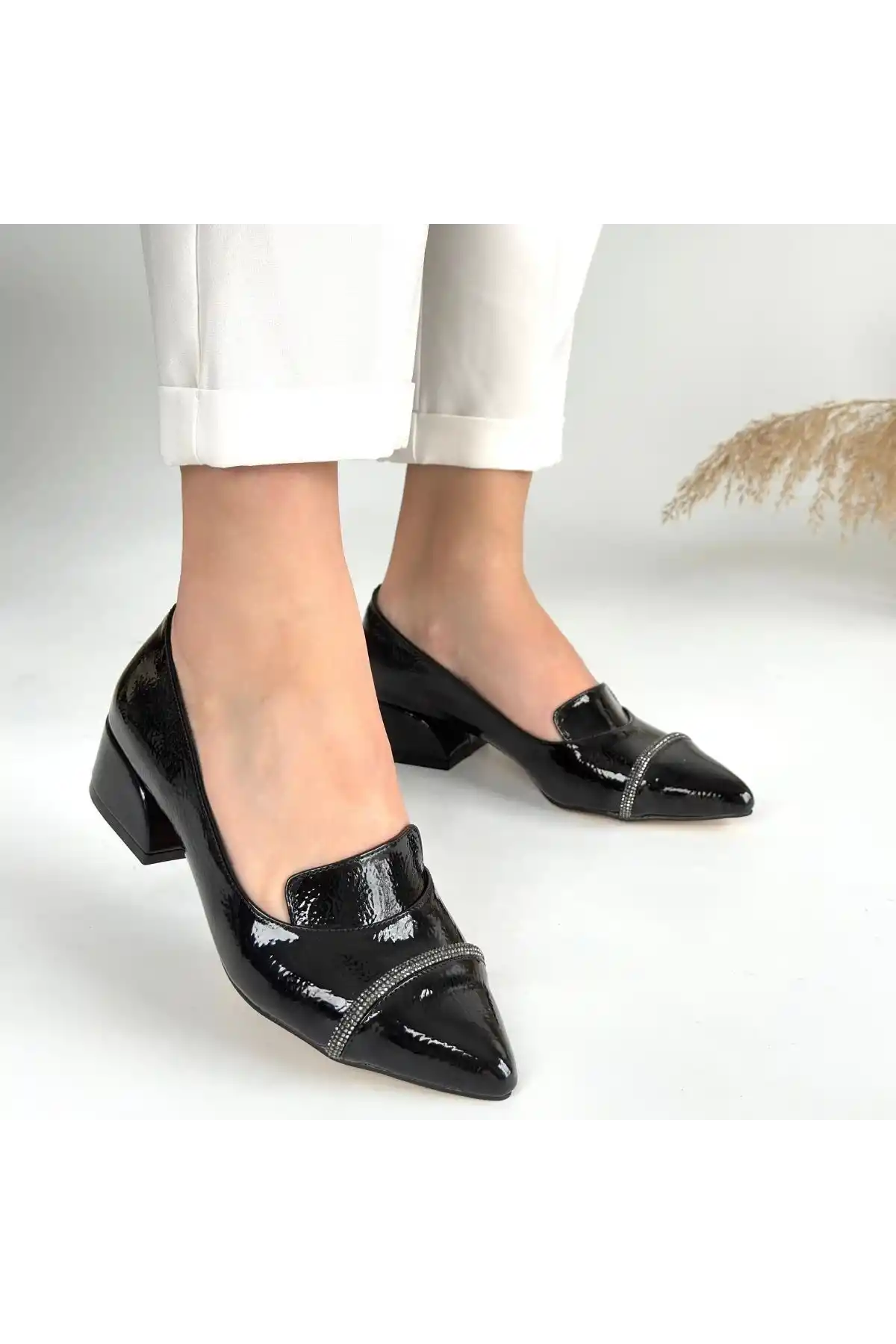 Liina Siyah Rugan Topuklu Ayakkabı - GC