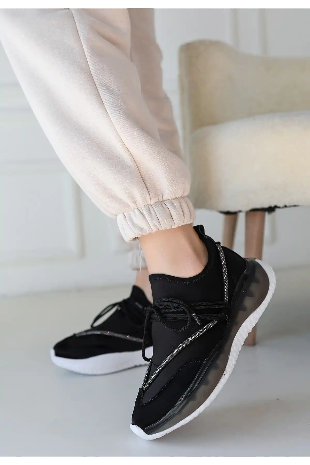 Liney Siyah Rugan Bağcıklı Spor Ayakkabı - GC