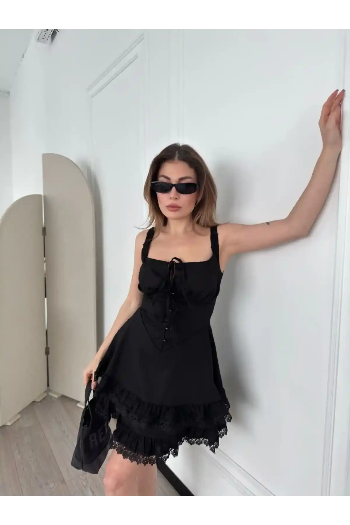 Mini Askılı Elbise - Siyah