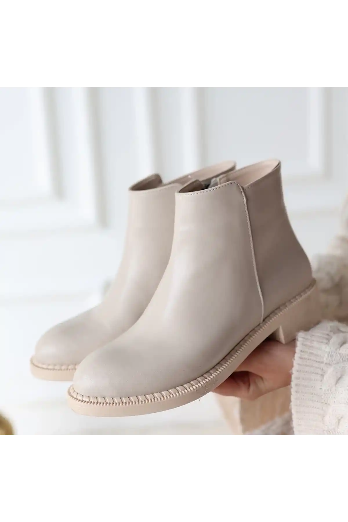 Moed Bej Cilt Topuklu Bot - GC