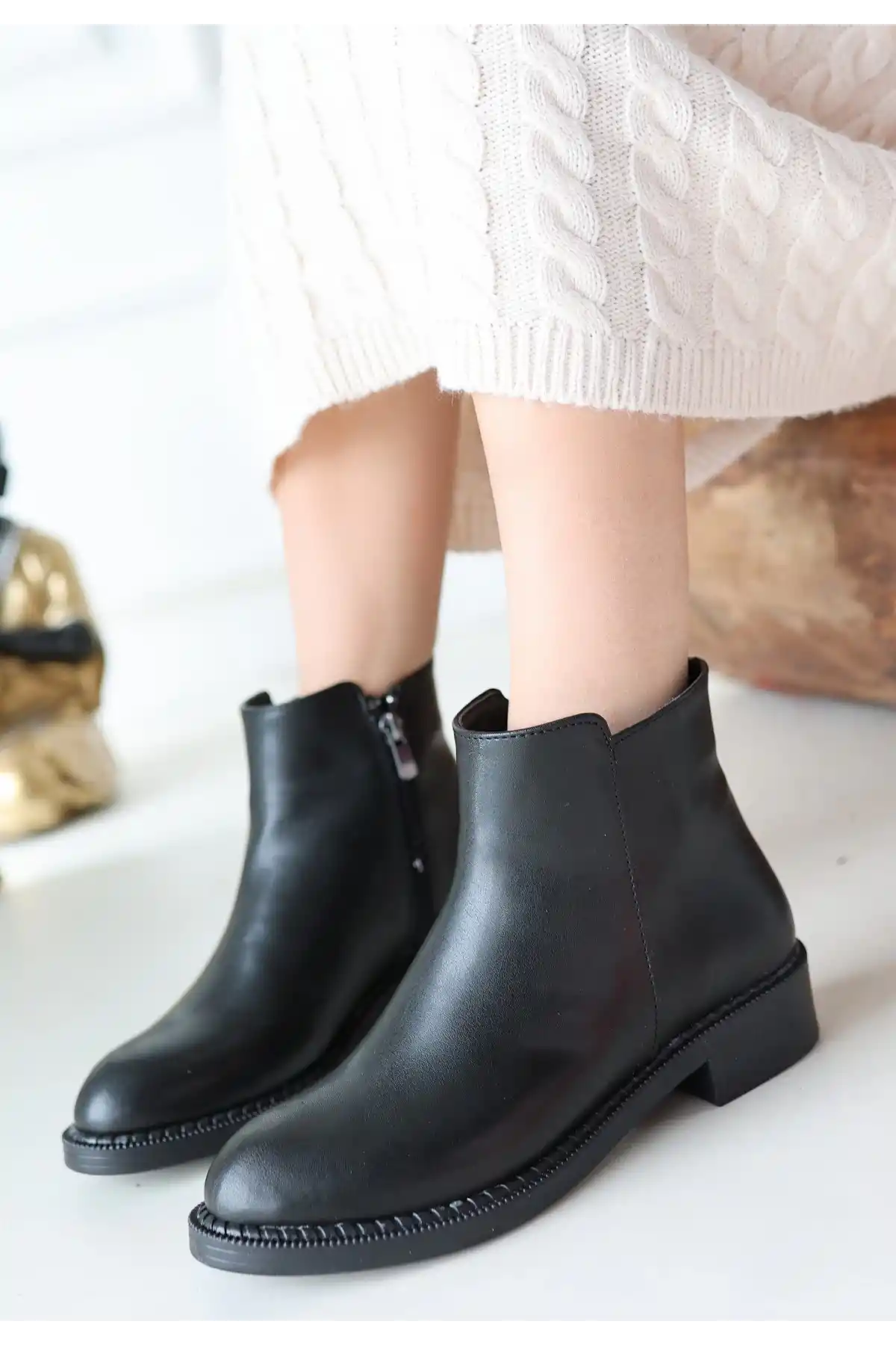 Moed Siyah Cilt Topuklu Bot - GC