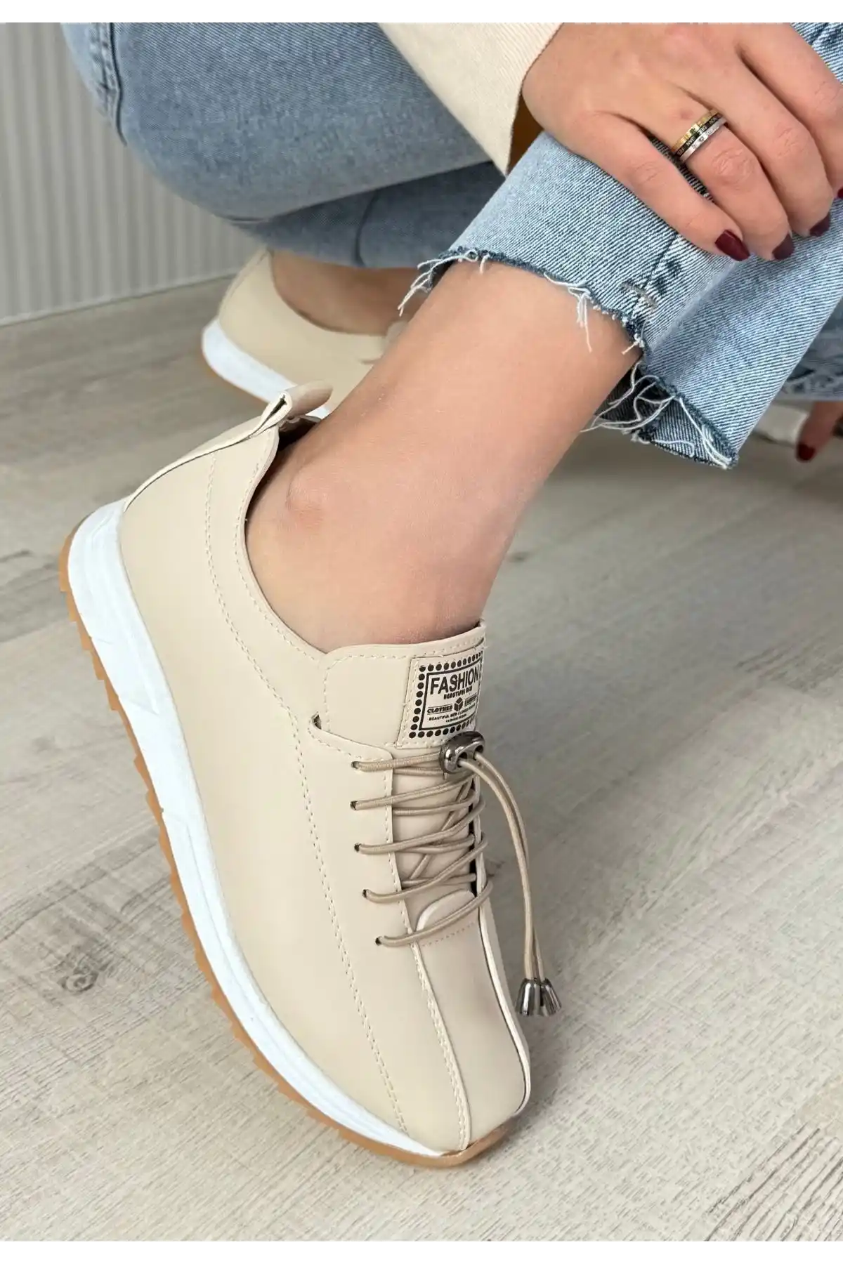 Monya Bej Cilt Bağcıklı Spor Ayakkabı - GC