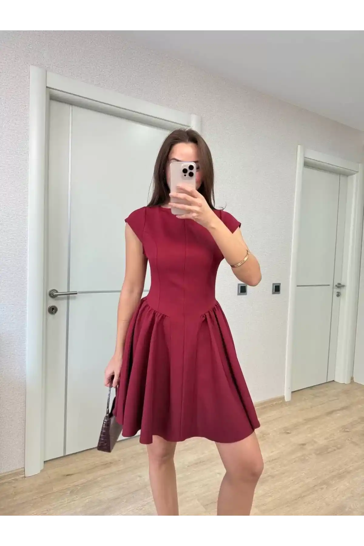 Sırt dekolteli Çan Detaylı Mini Elbise - Bordo