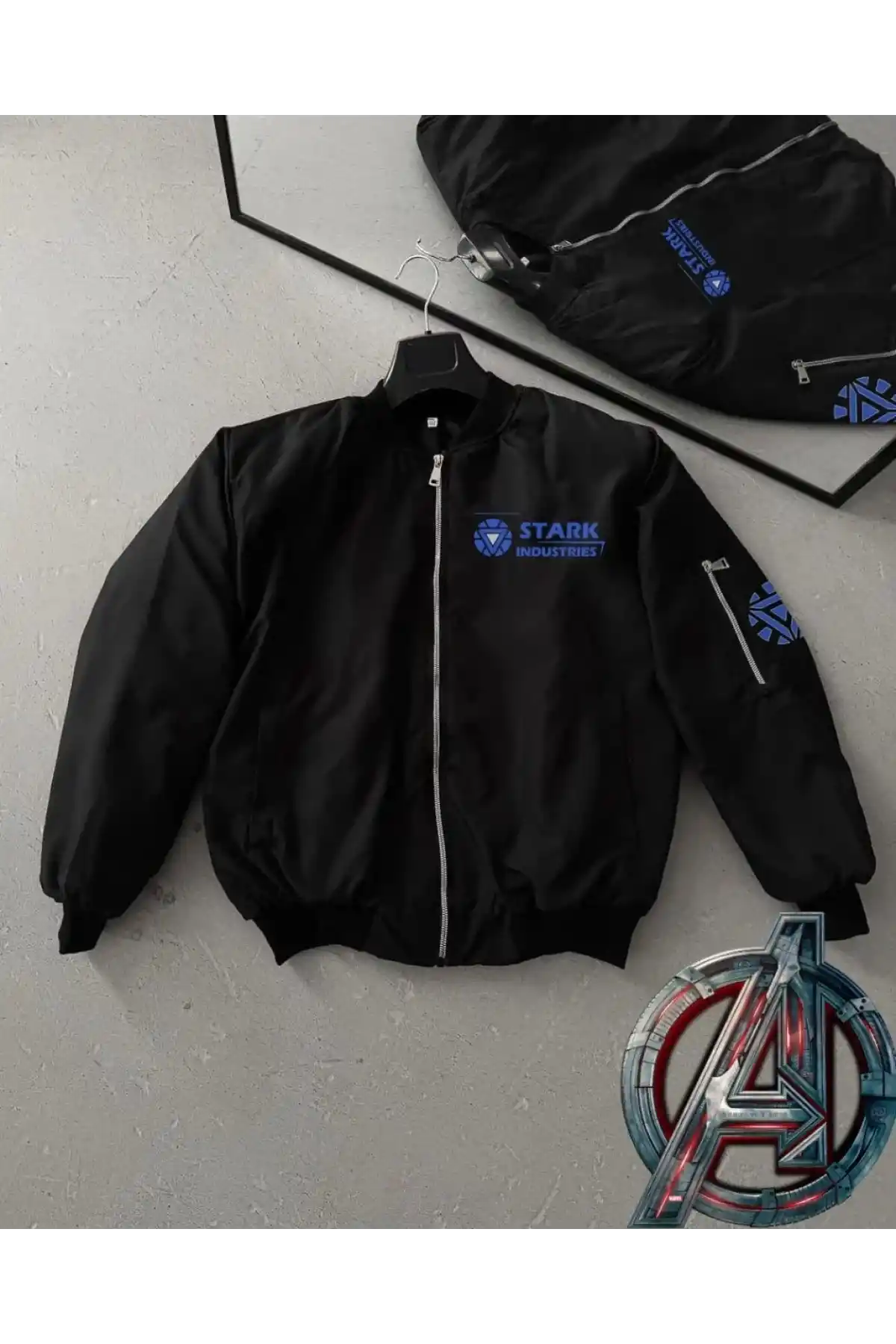 Stark Industries Siyah Bomber Mont – Fermuarlı, Cepli, Uzun Kollu, Kapitone Astarlı, Bahar ve Kış Mevsimi Rahat Unisex Ceket - Siyah