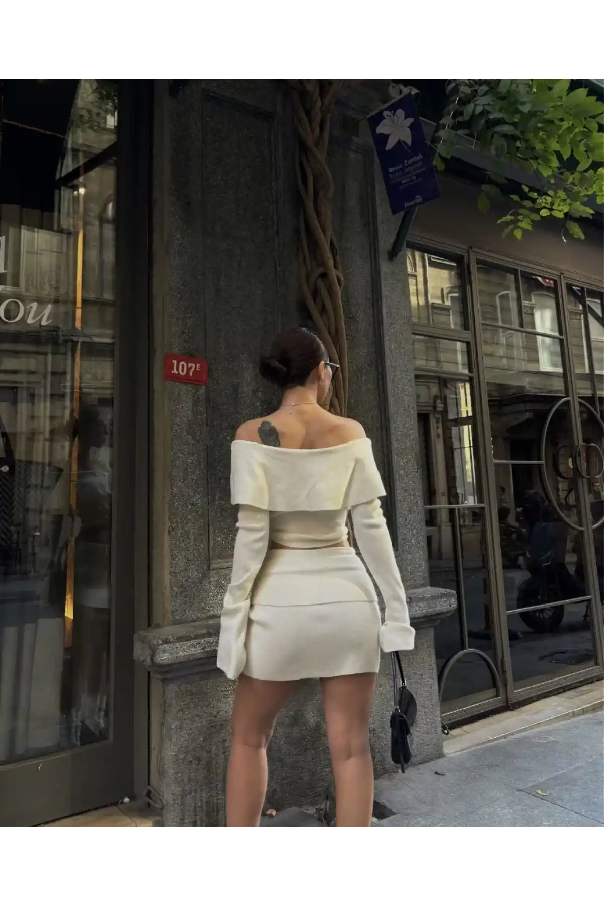 Straplez , Madonna , Carmen Yaka Croplu Mini Etekli ikili Takım Triko - Beyaz