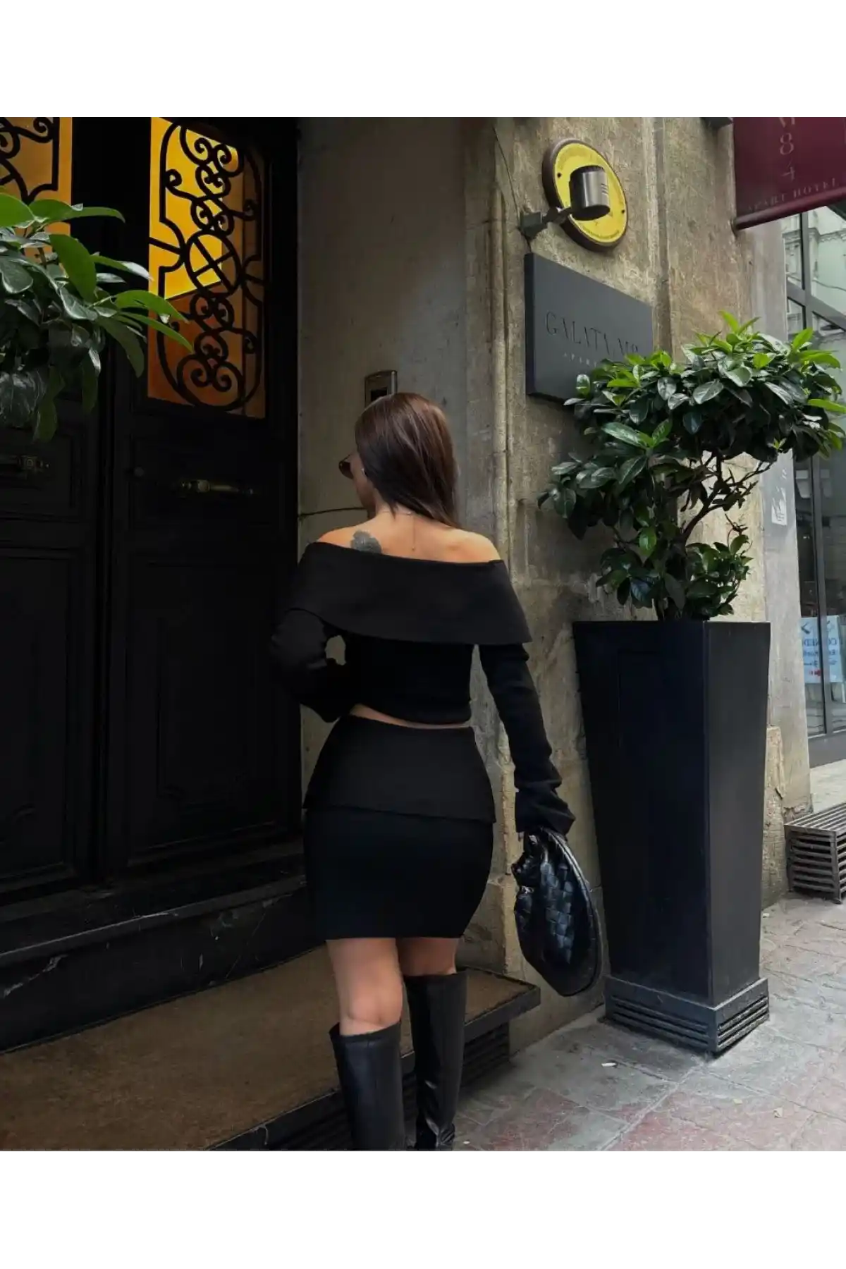 Straplez , Madonna , Carmen Yaka Croplu Mini Etekli ikili Takım Triko - Siyah