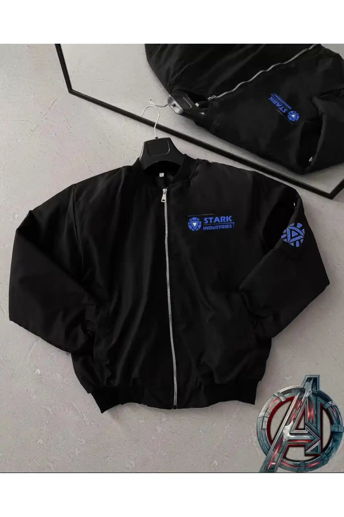 Stark Industries Siyah Bomber Mont – Fermuarlı, Cepli, Uzun Kollu, Kapitone Astarlı, Bahar ve Kış Mevsimi Rahat Unisex Ceket - Siyah