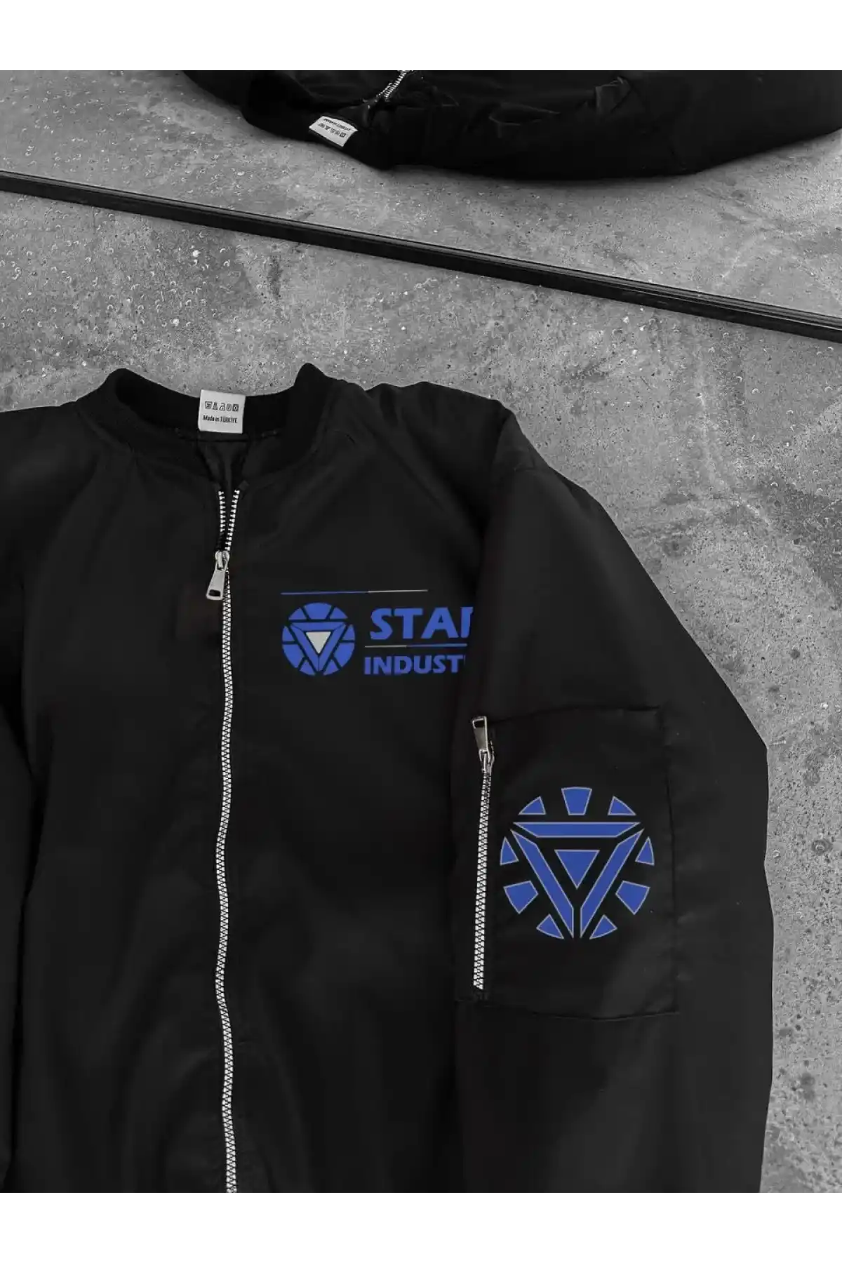 Stark Industries Siyah Bomber Mont – Fermuarlı, Cepli, Uzun Kollu, Kapitone Astarlı, Bahar ve Kış Mevsimi Rahat Unisex Ceket - Siyah