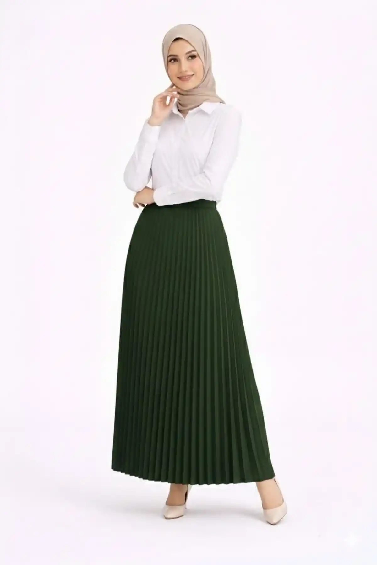 Tesettür Beyaz Gömlekli Pliseli Etek İkili Takım Gündelik ve Ofis Şıklığı - Çağla Yeşili