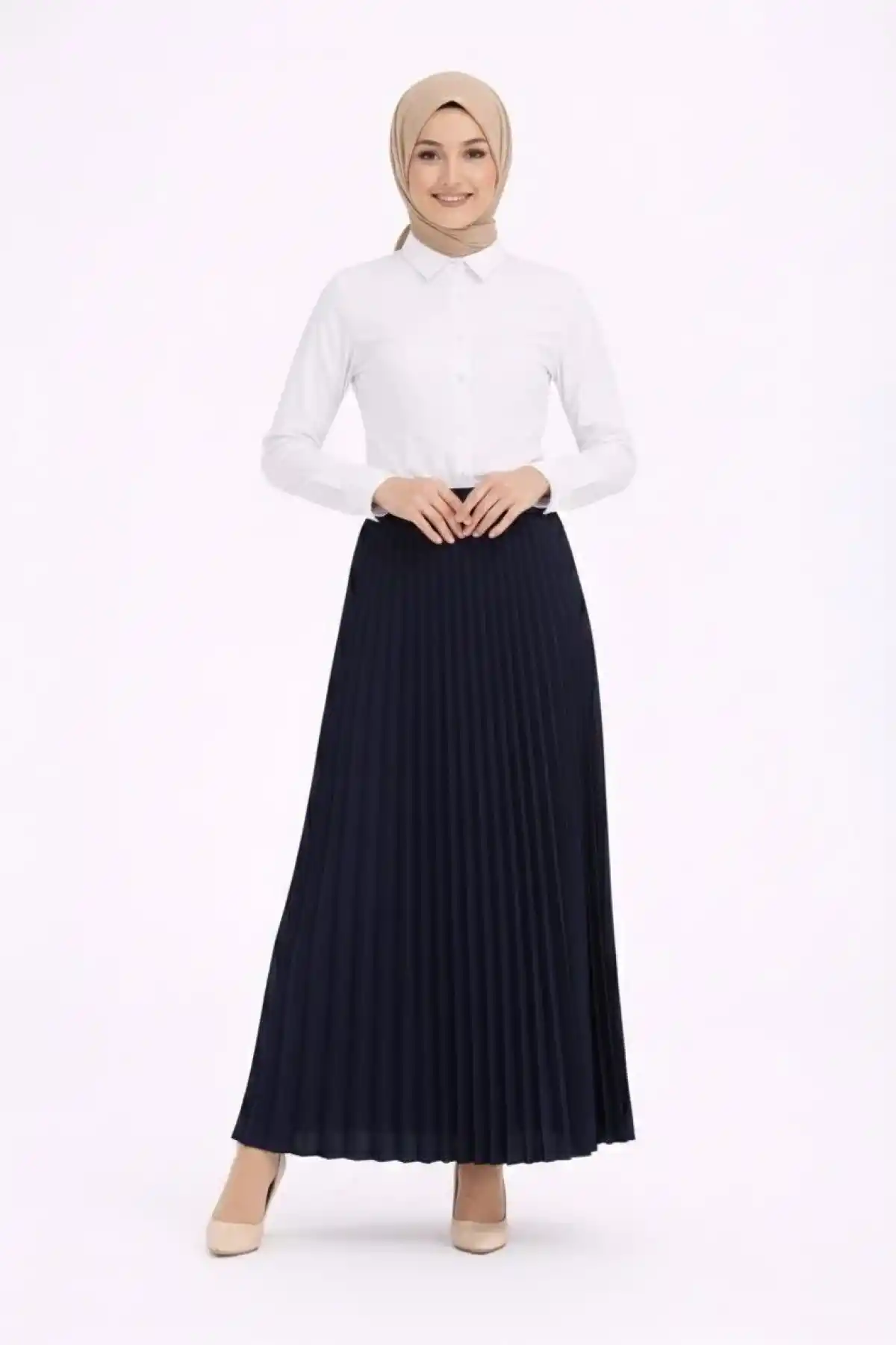 Tesettür Beyaz Gömlekli Pliseli Etek İkili Takım Gündelik ve Ofis Şıklığı - Lacivert