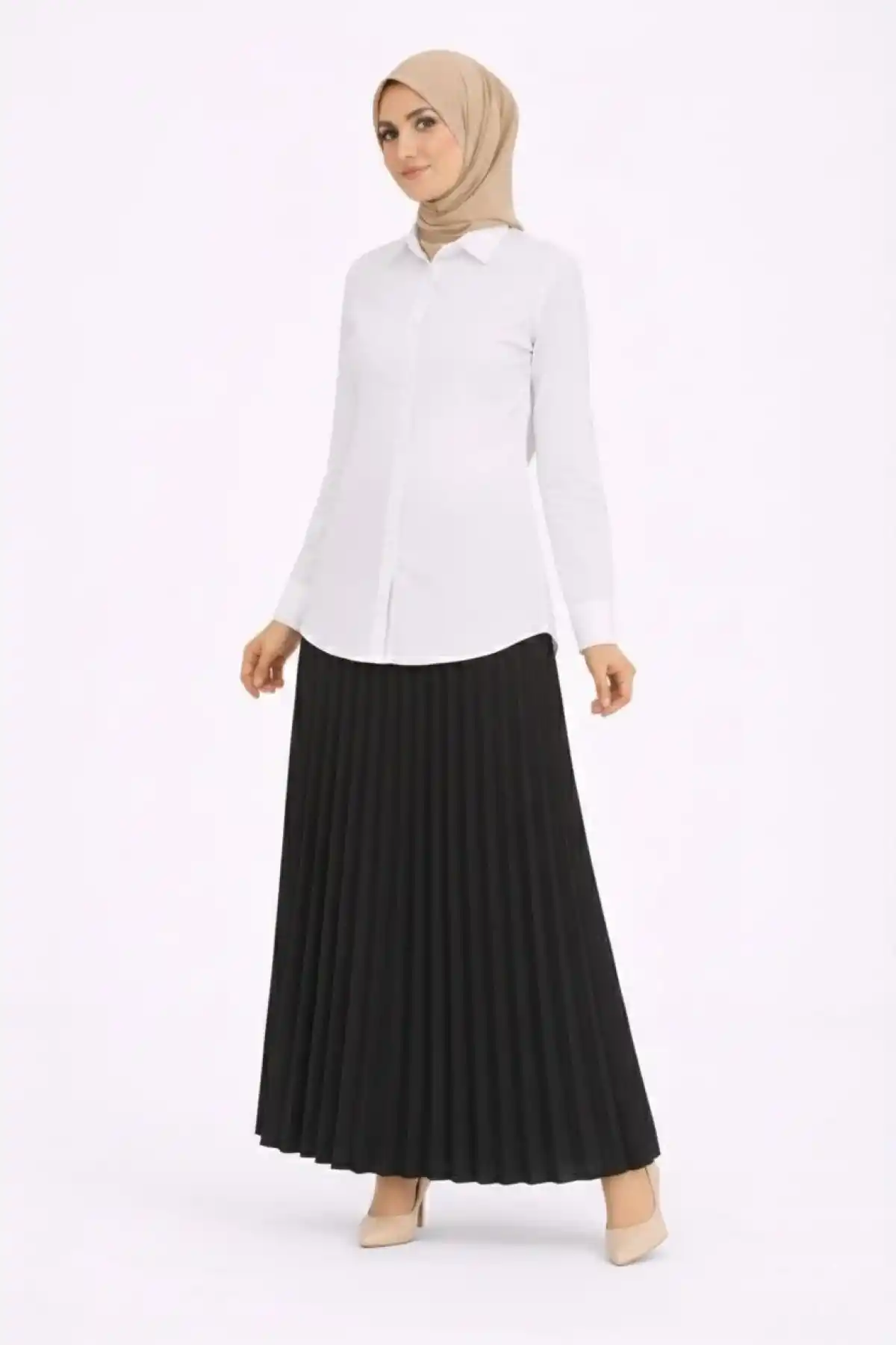 Tesettür Beyaz Gömlekli Pliseli Etek İkili Takım Gündelik ve Ofis Şıklığı - Siyah