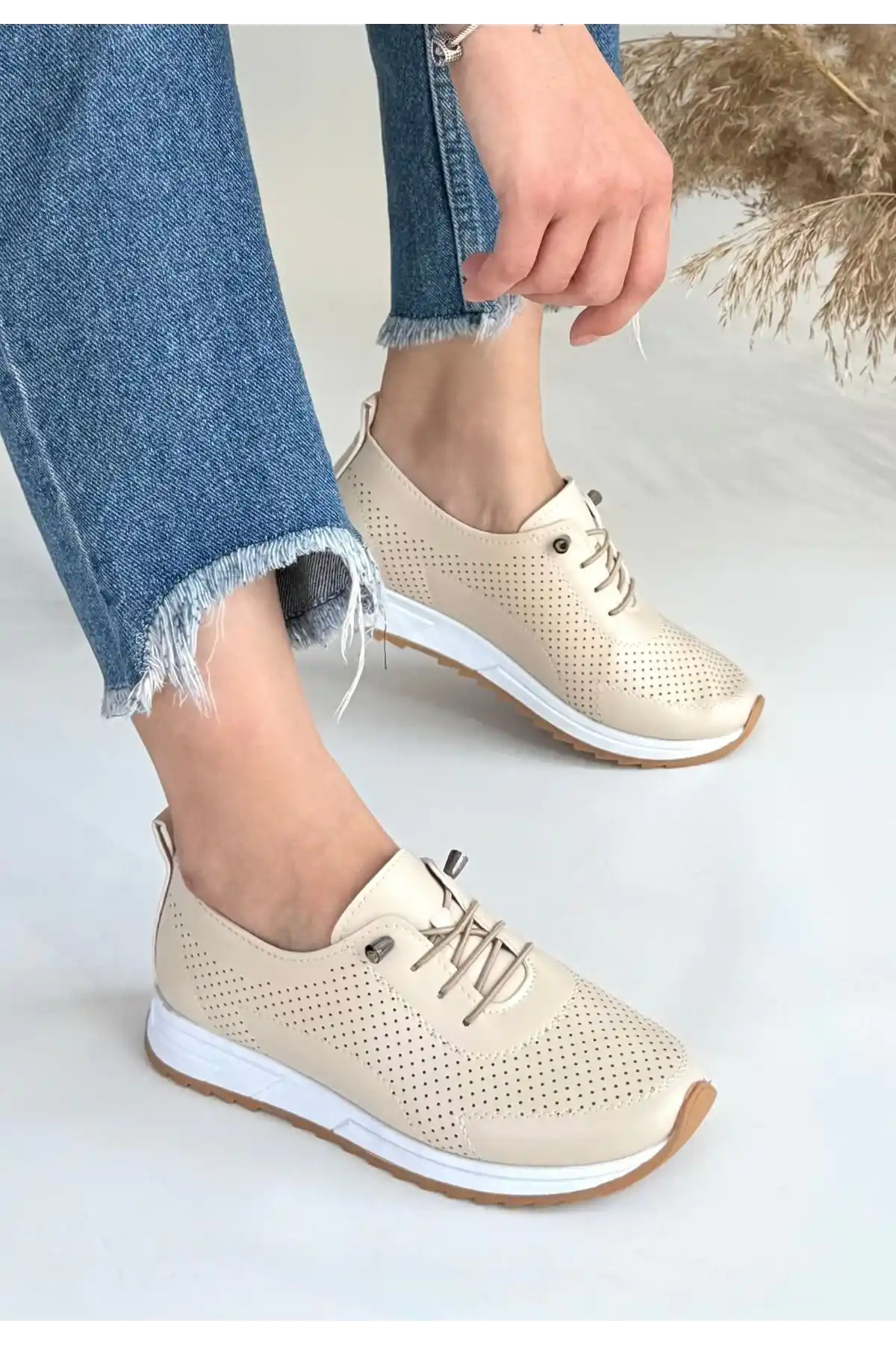 Tone Bej Cilt Bağcıklı Spor Ayakkabı - GC