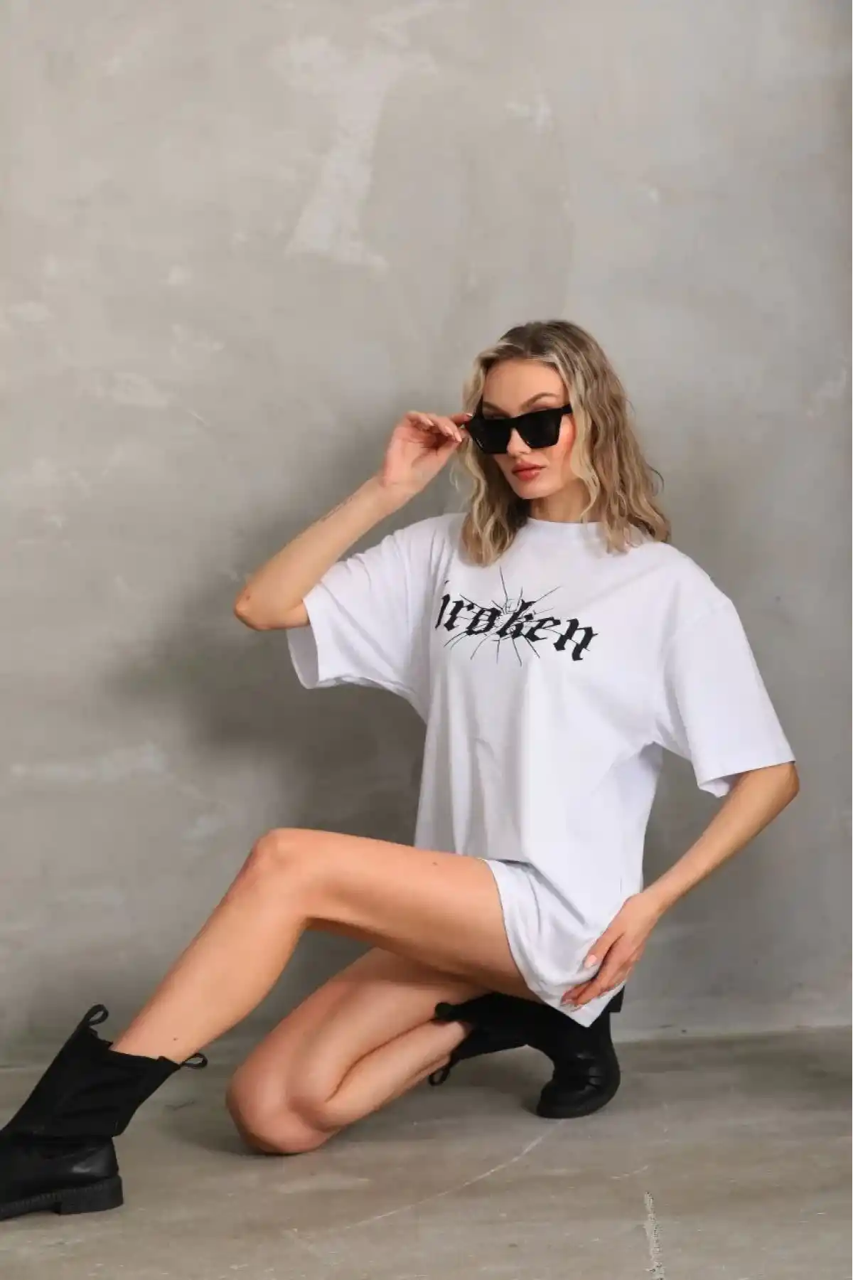 Kadın Baskılı Oversize T-Shirt - Beyaz