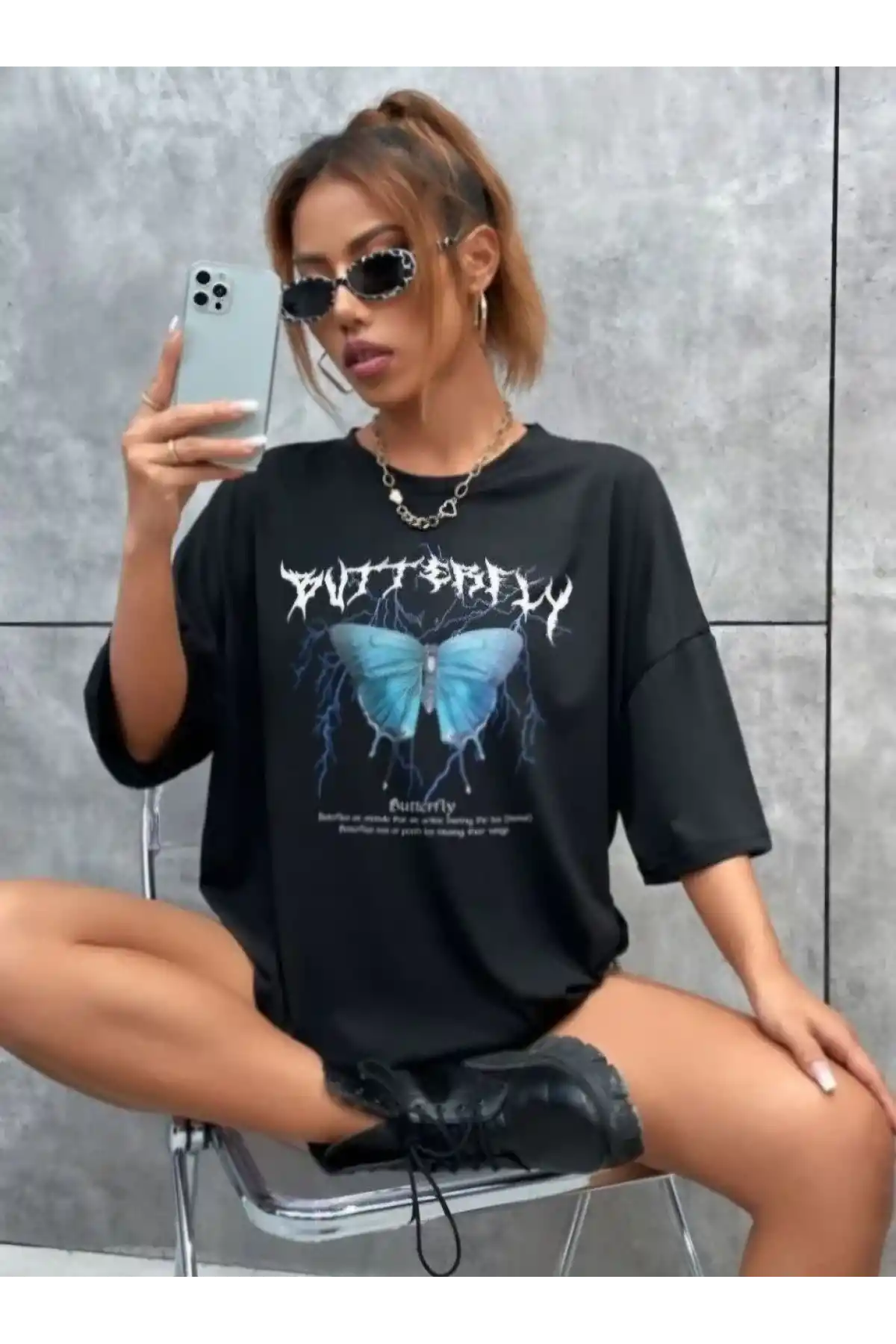 Kadın kelebek Baskılı Oversize T-Shirt - Siyah