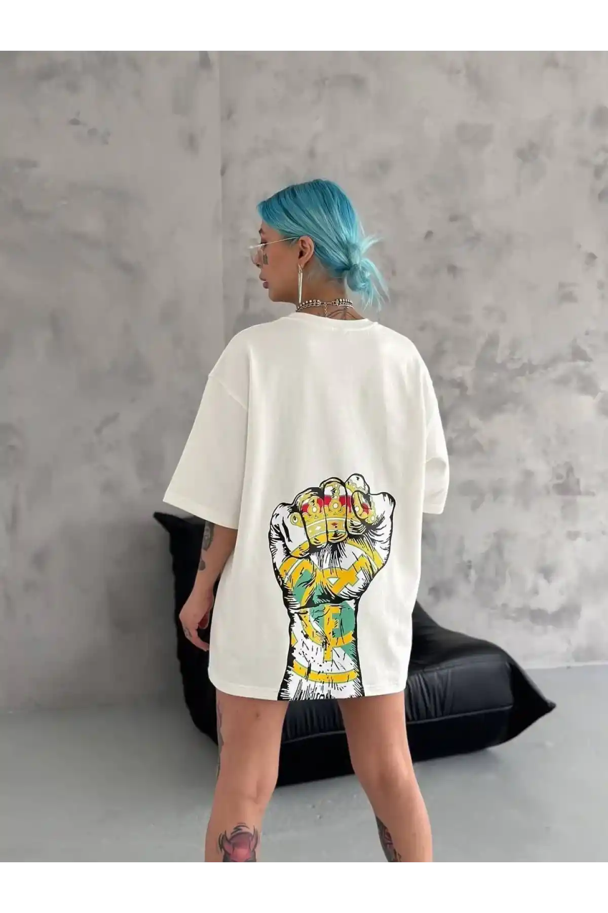 kadın Bisiklet Yaka Baskılı Oversize T-Shirt - Beyaz