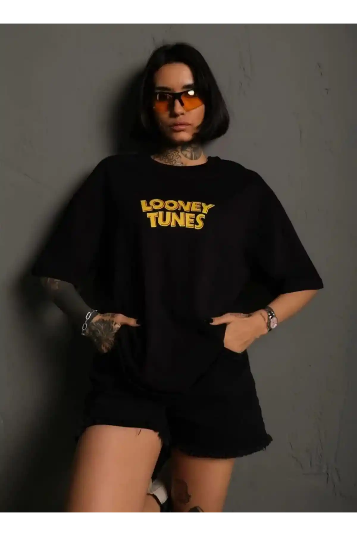 kadın Bisiklet Yaka Baskılı Oversize T-Shirt - Siyah