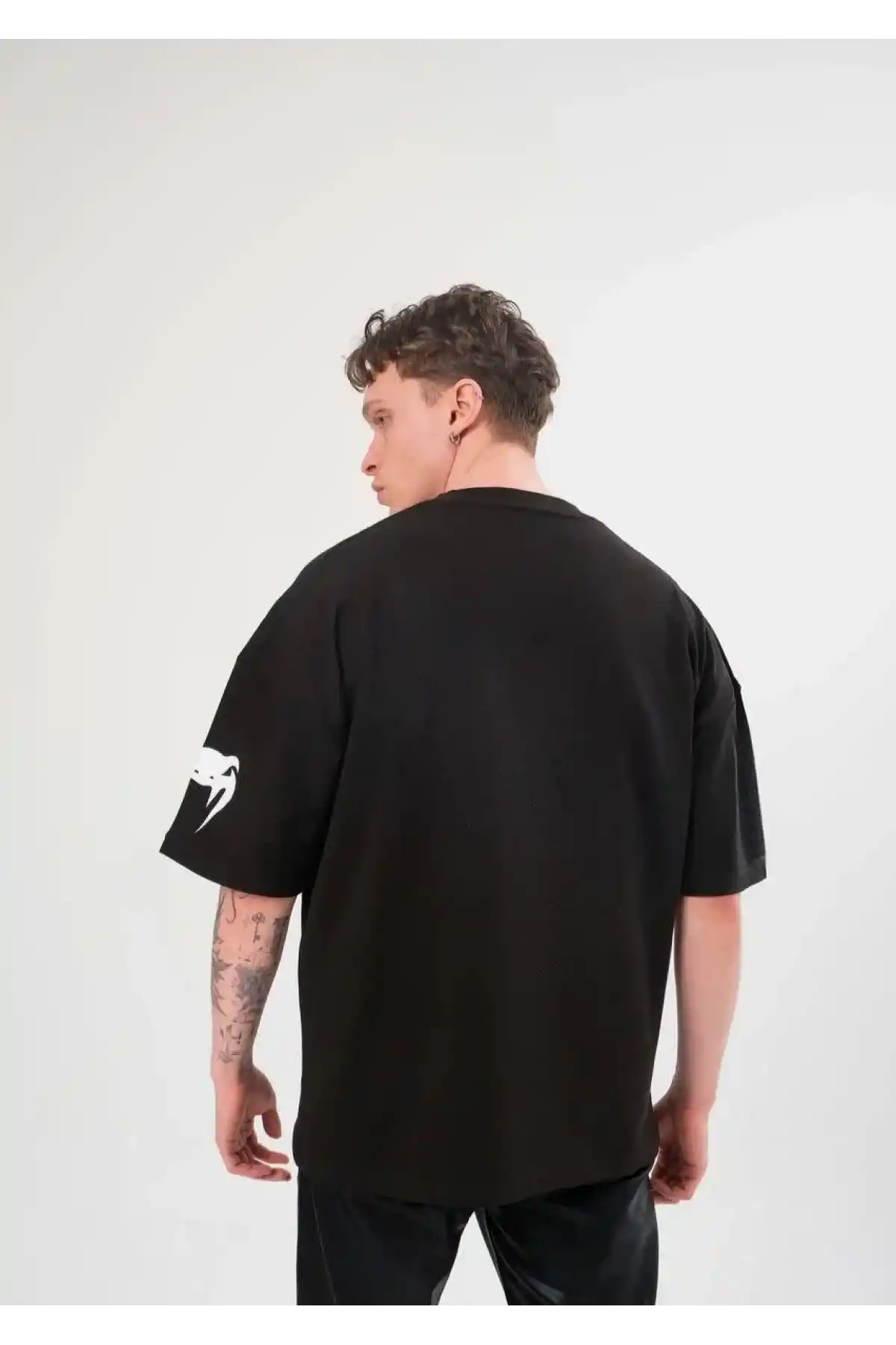 Unisex Bisiklet Yaka Baskılı Oversize T-Shirt - Siyah